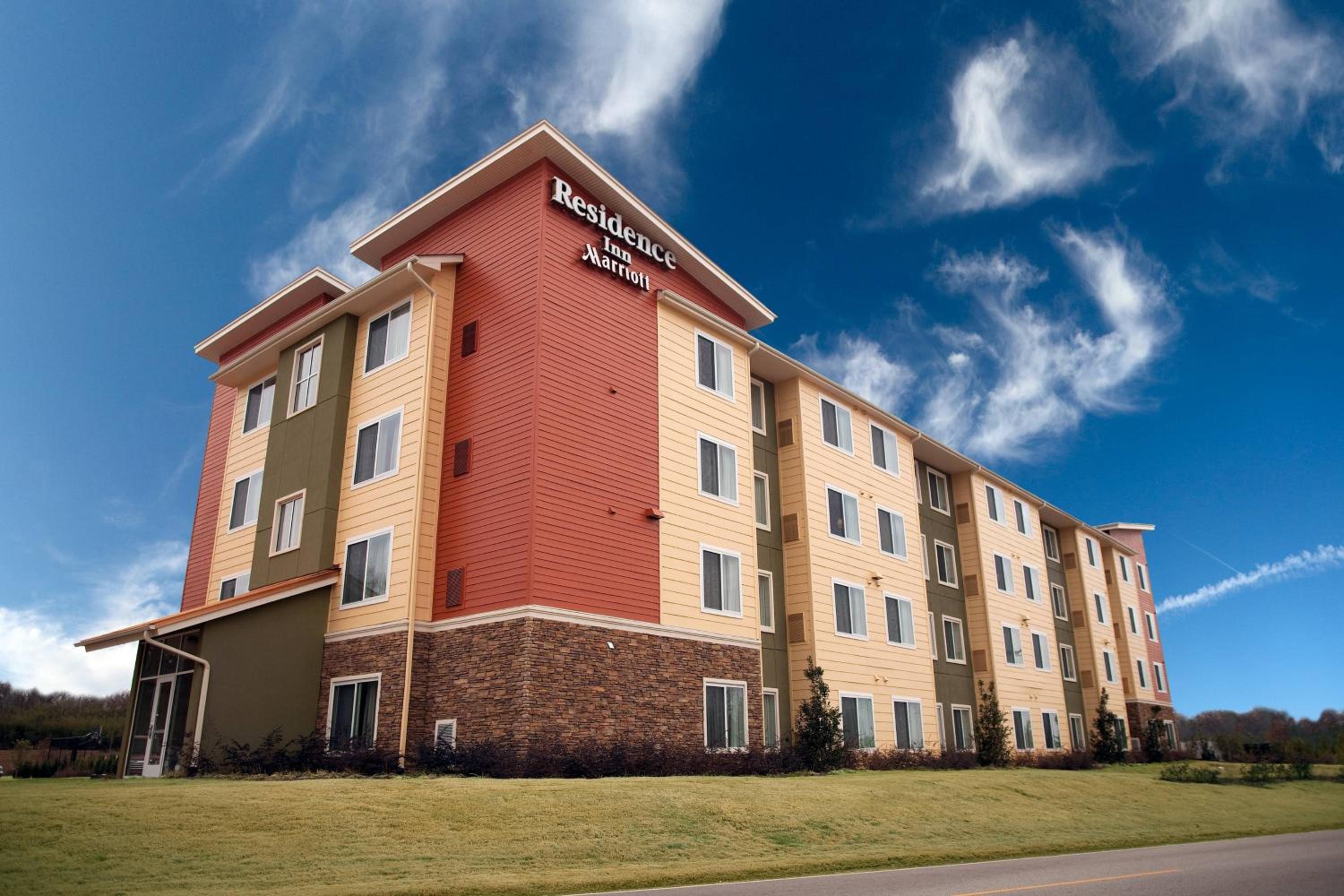 Florence Vacations - Residence Inn by Marriott Florence - Property Image 1