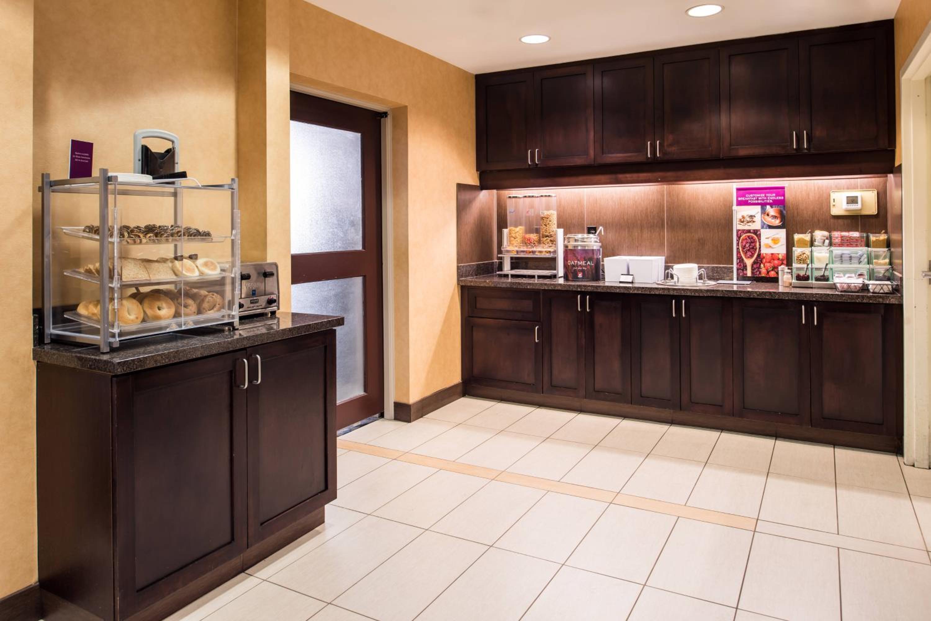 Florence Vacations - Residence Inn by Marriott Florence - Property Image 4