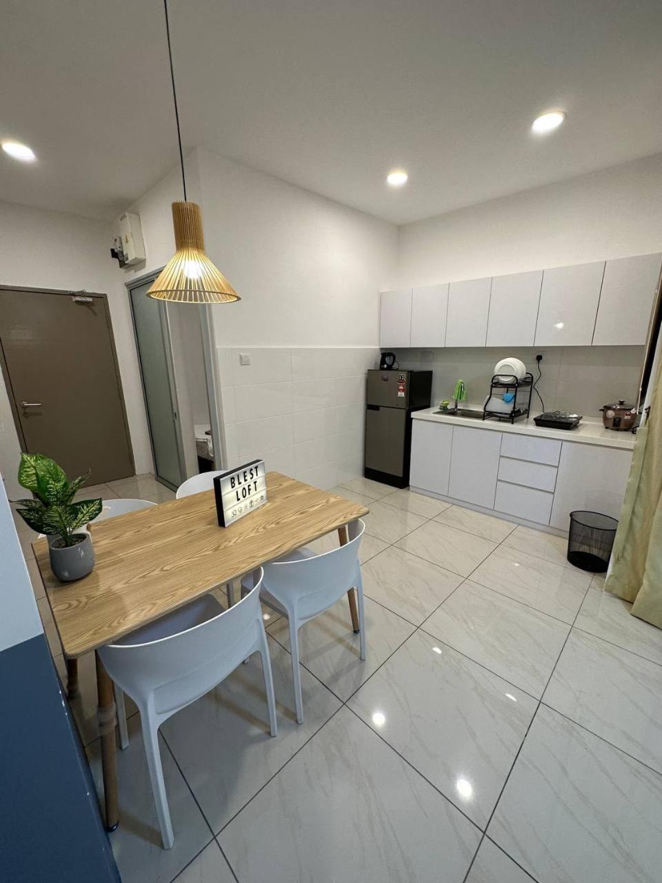 Blest Loft 7 Manhattan Suites ITCC