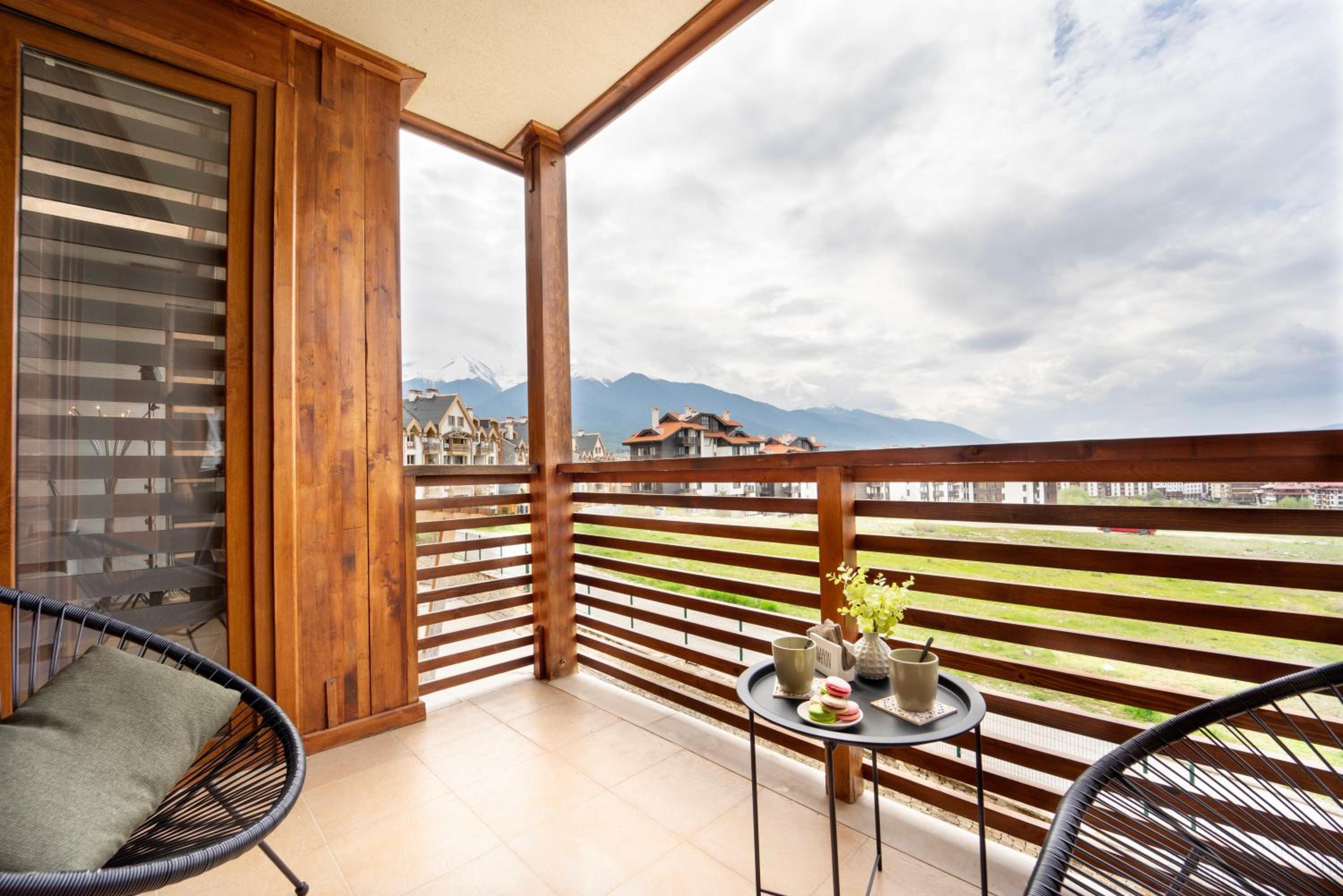 Peaceful Condo w/ Amazing View