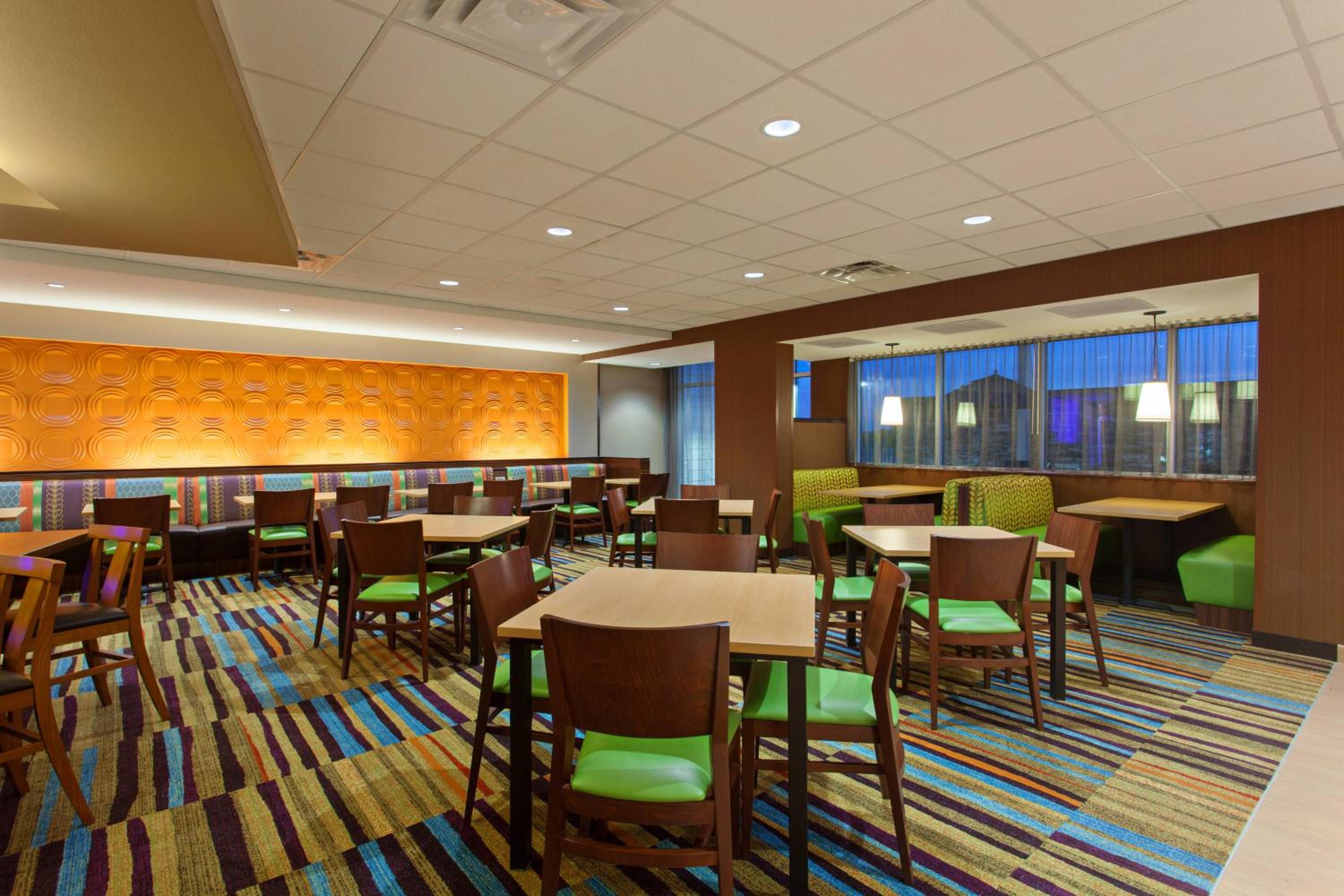 Tucumcari Vacations - Fairfield Inn  Suites by Marriott Tucumcari - Property Image 6