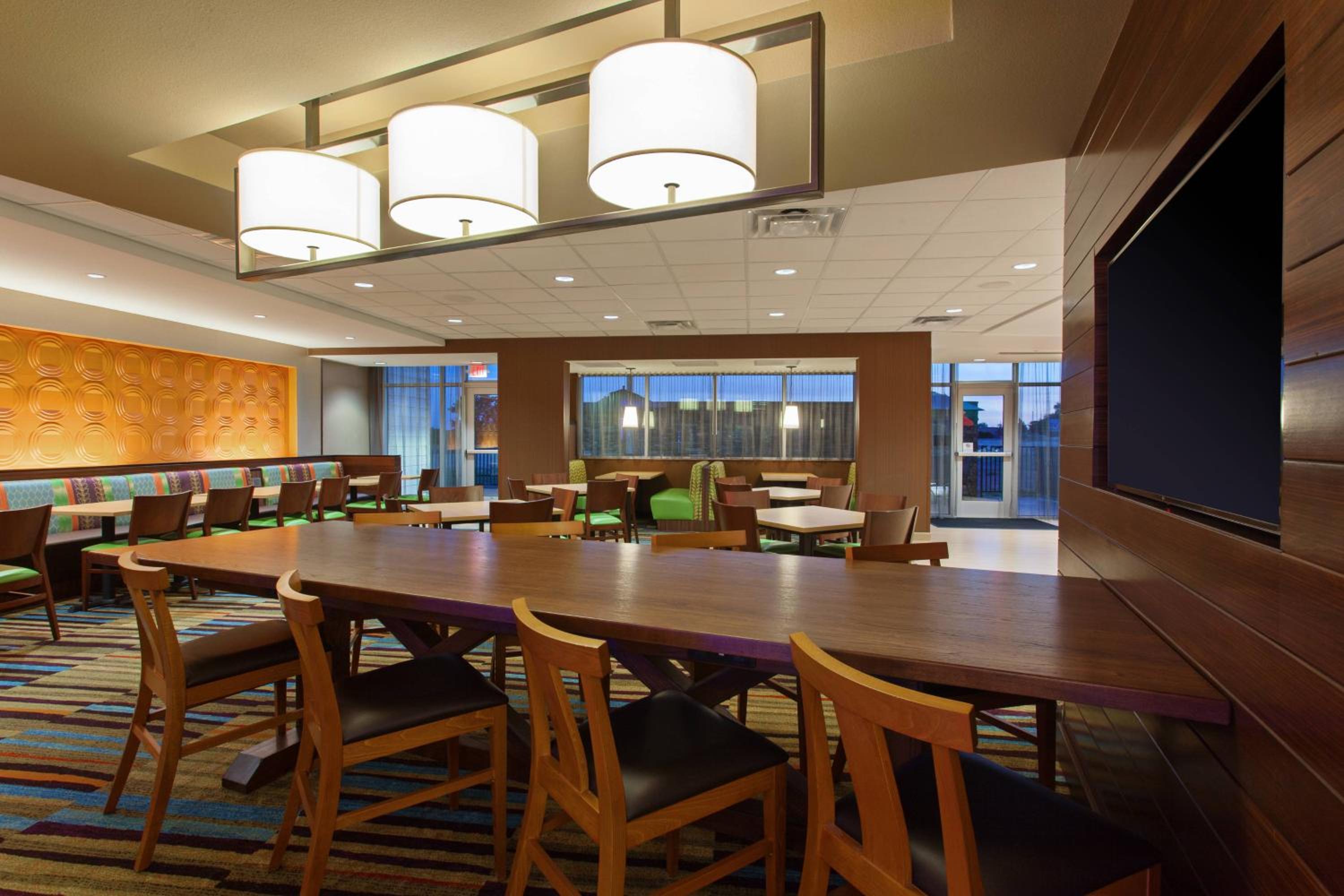 Tucumcari Vacations - Fairfield Inn  Suites by Marriott Tucumcari - Property Image 7