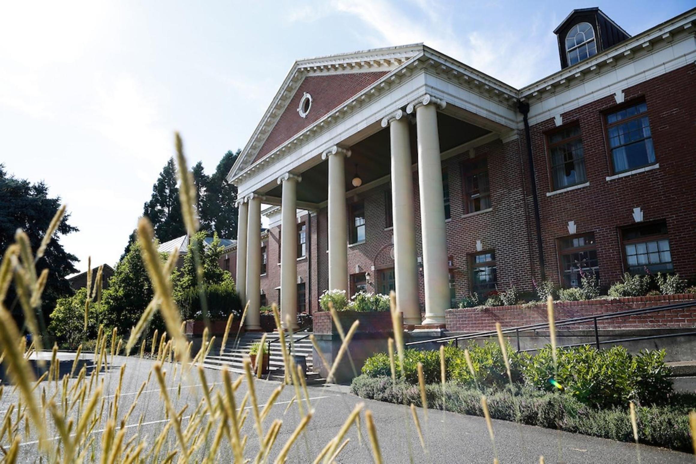 McMenamins Grand Lodge