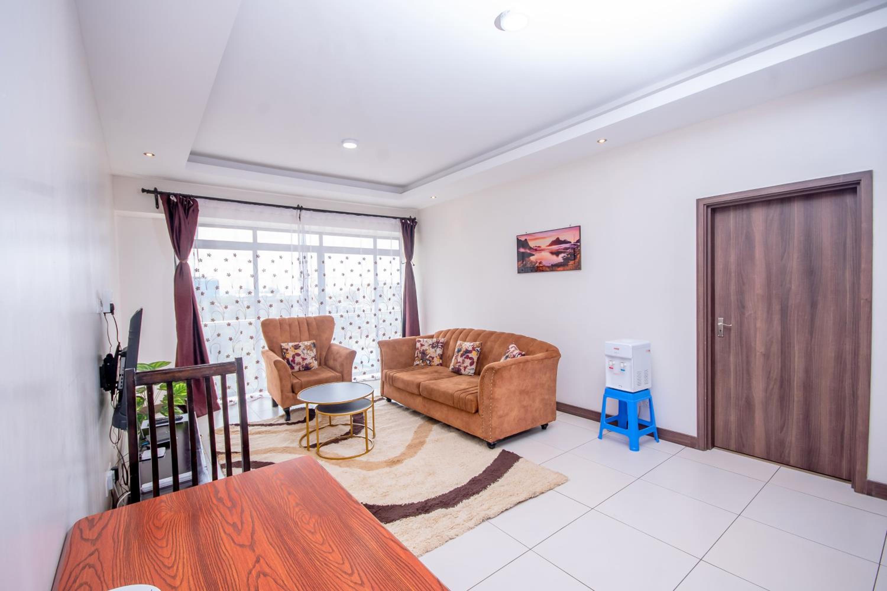 Lathembo Serviced Apartments