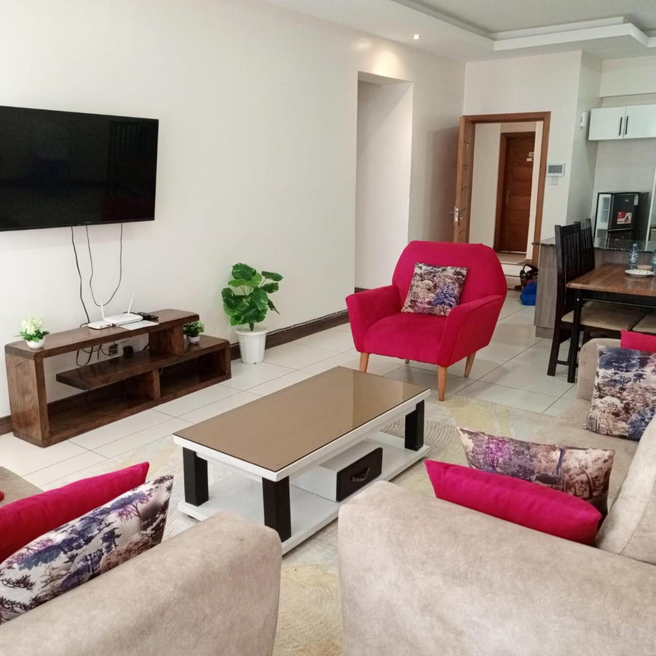 Lathembo Serviced Apartments