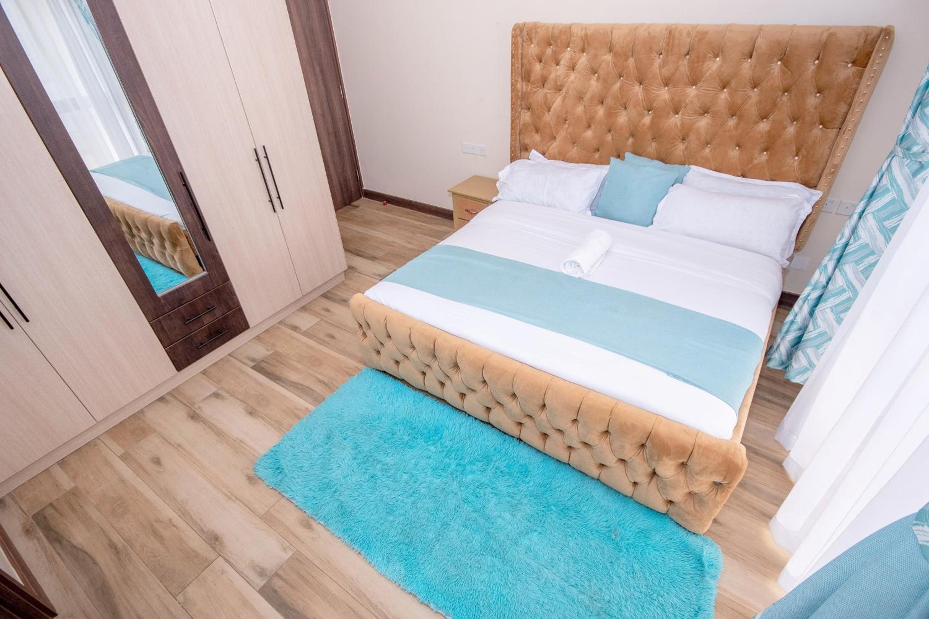 Lathembo Serviced Apartments