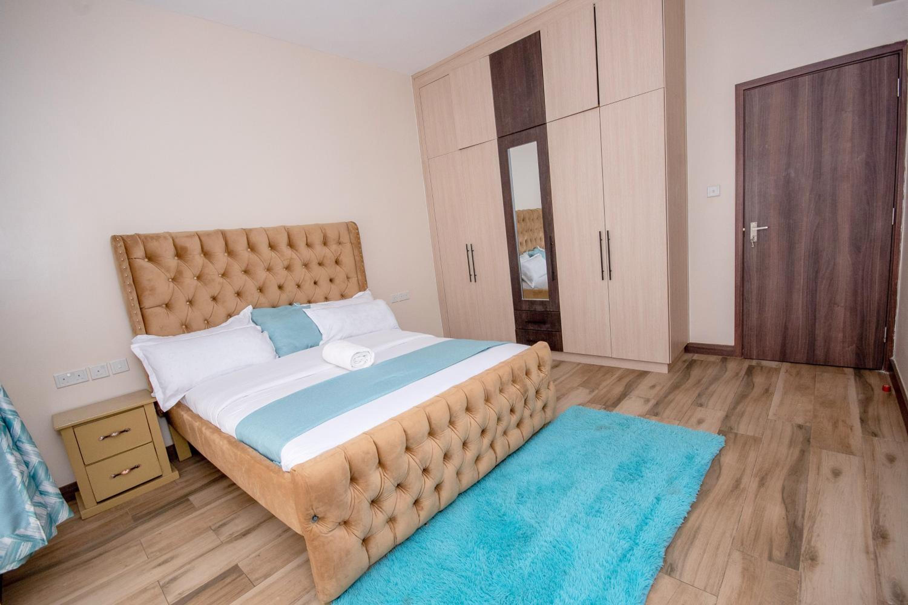 Lathembo Serviced Apartments