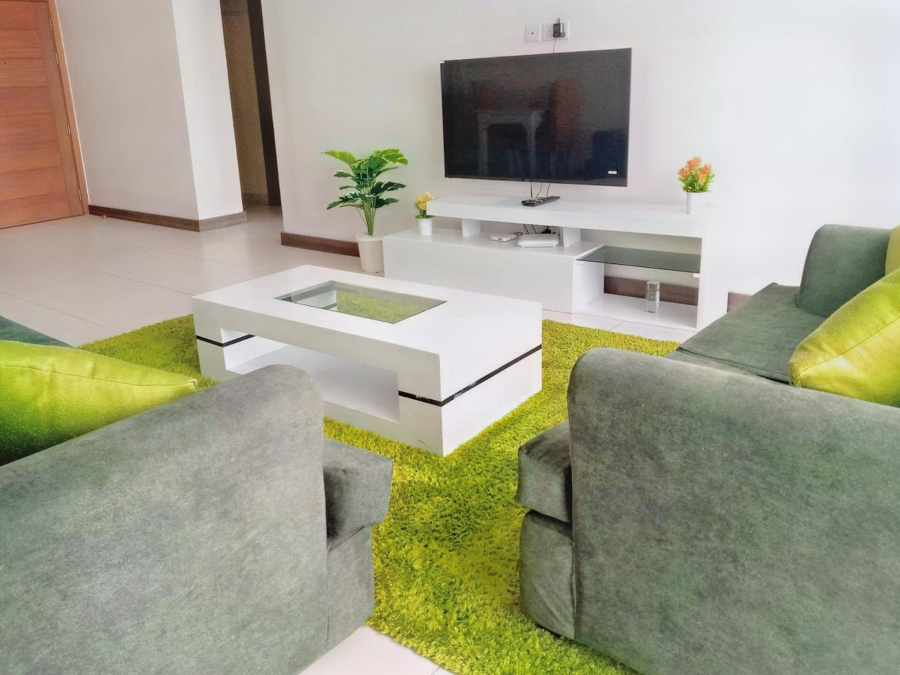 Lathembo Serviced Apartments