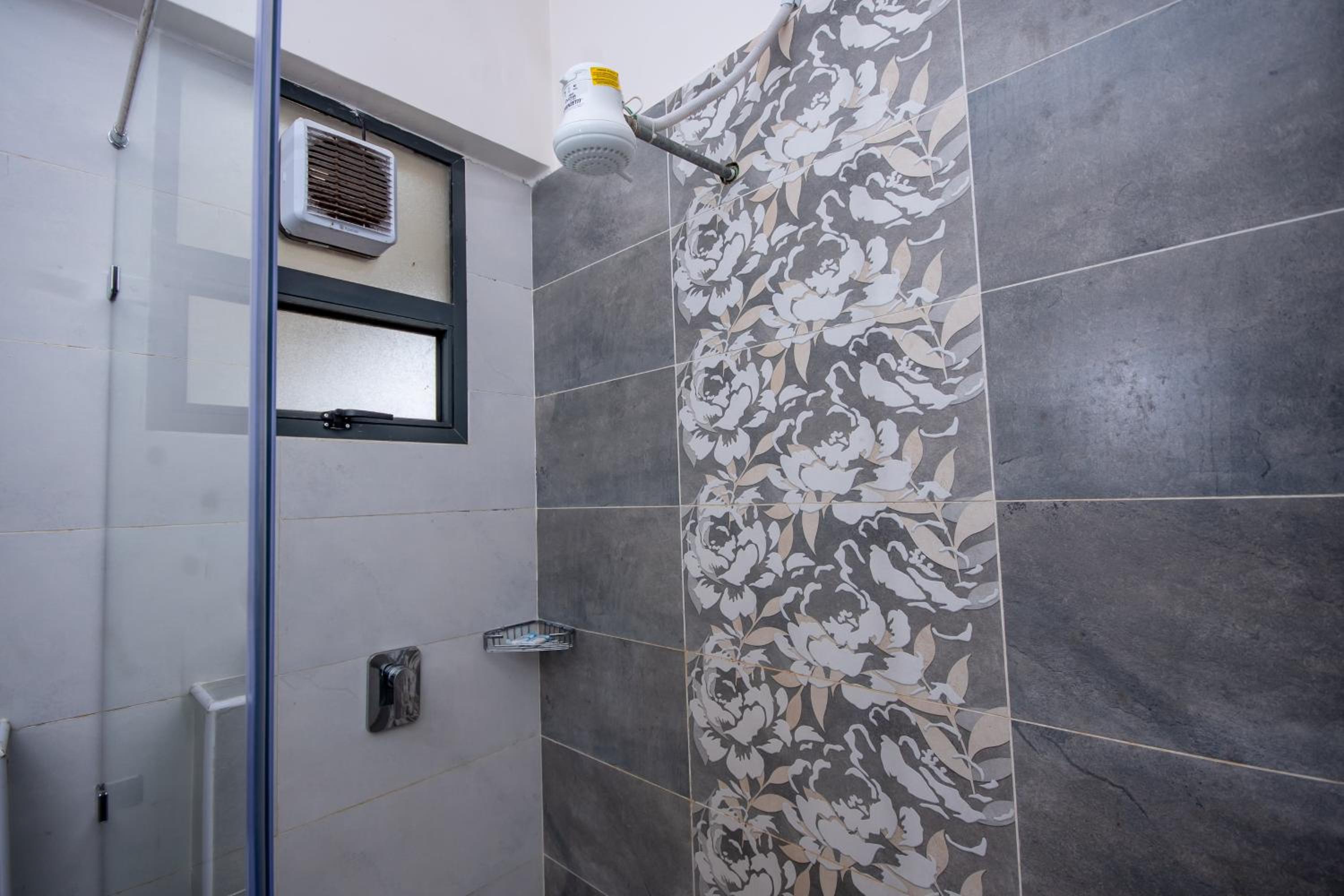 Lathembo Serviced Apartments