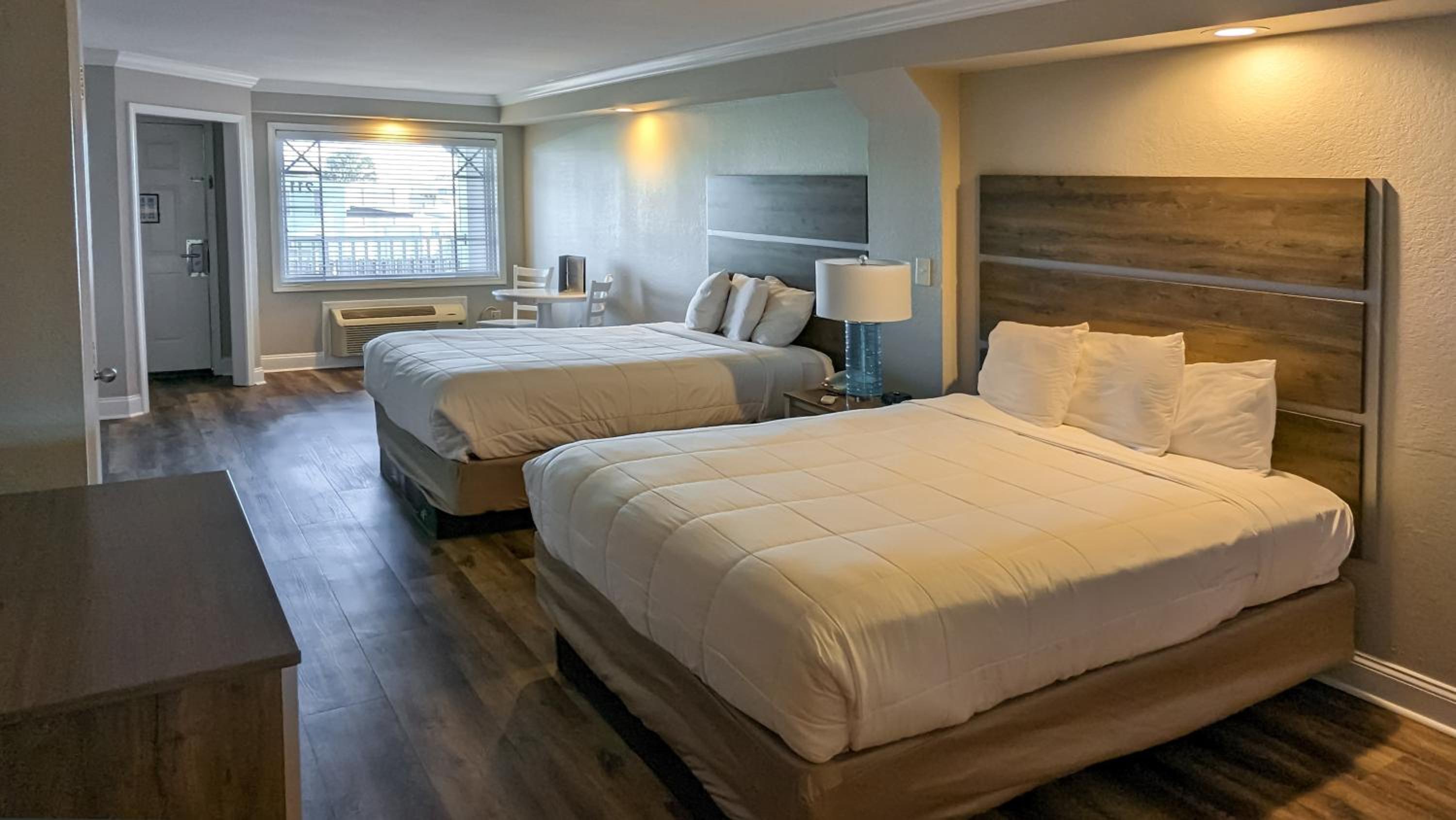 Islander Hotel & Resort