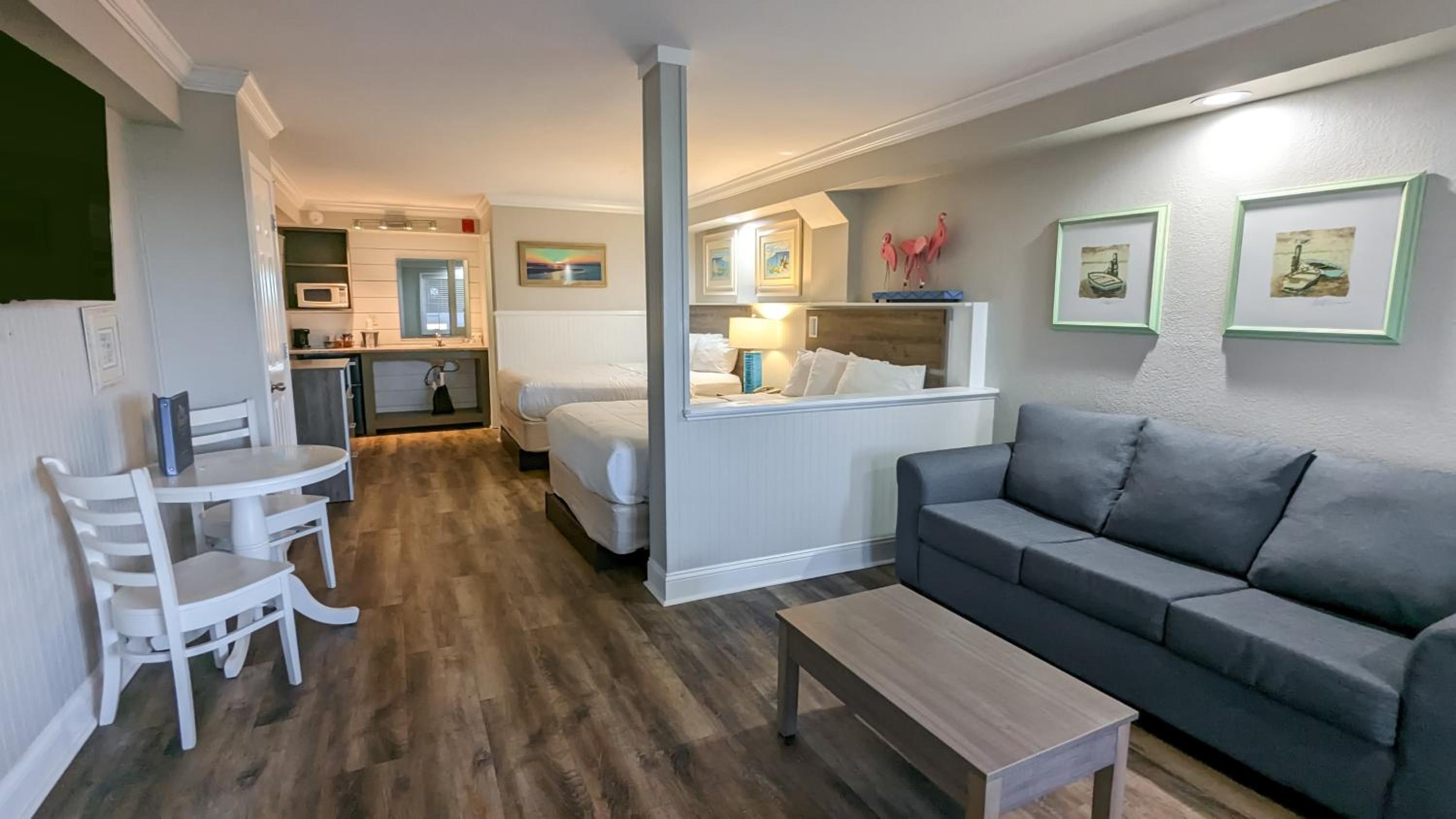 Islander Hotel & Resort
