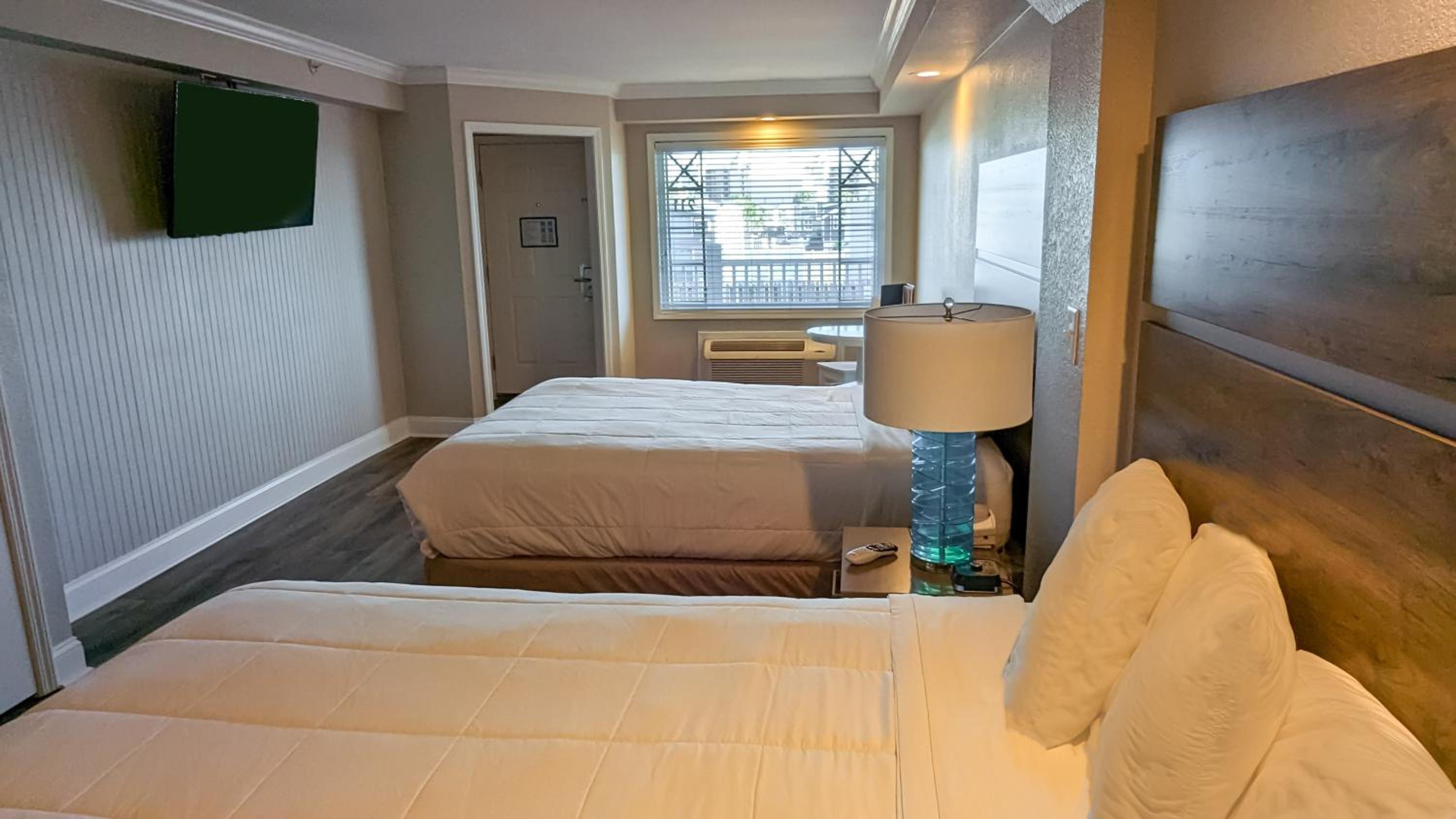 Islander Hotel & Resort