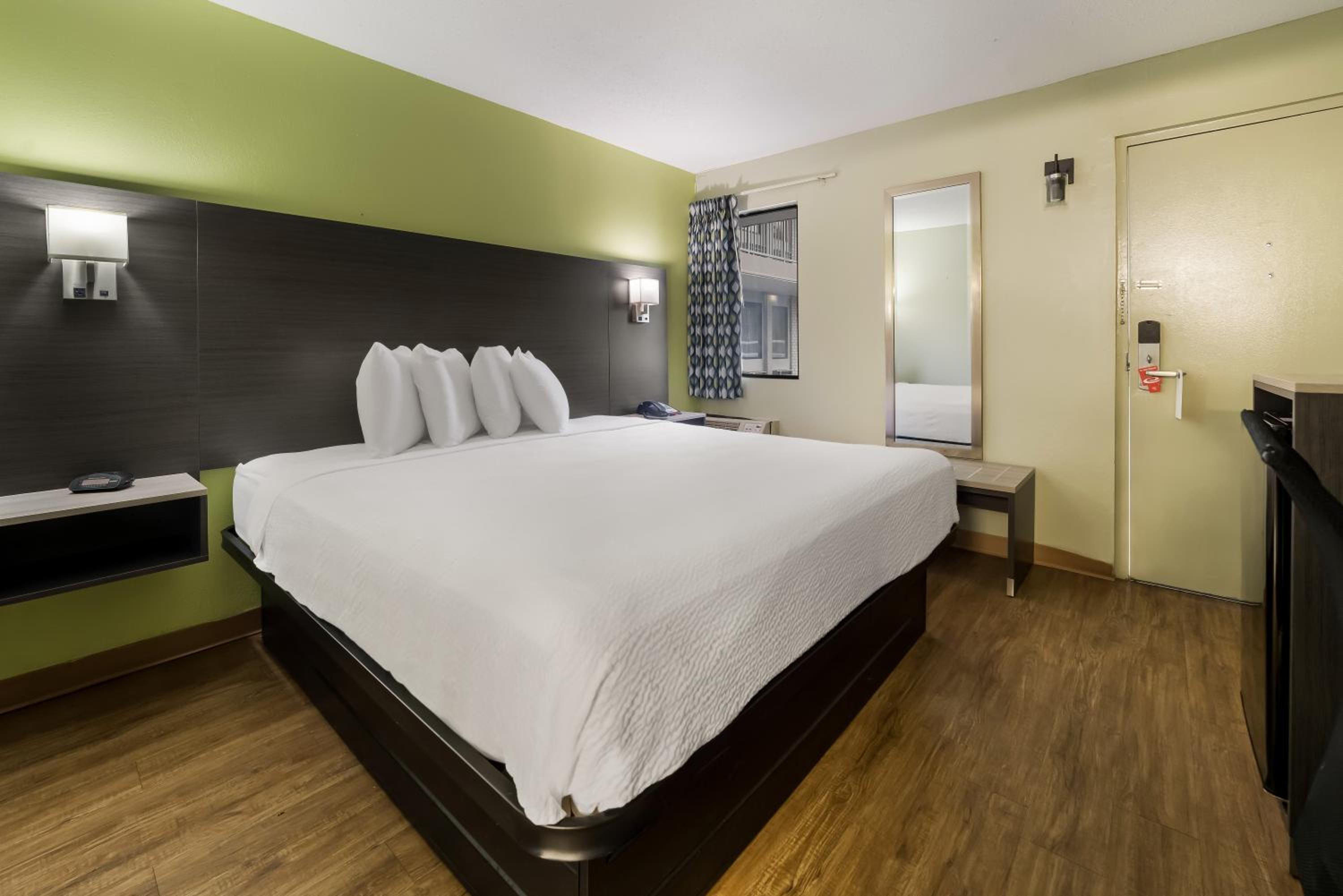 SureStay Hotel by Best Western Columbus Downtown