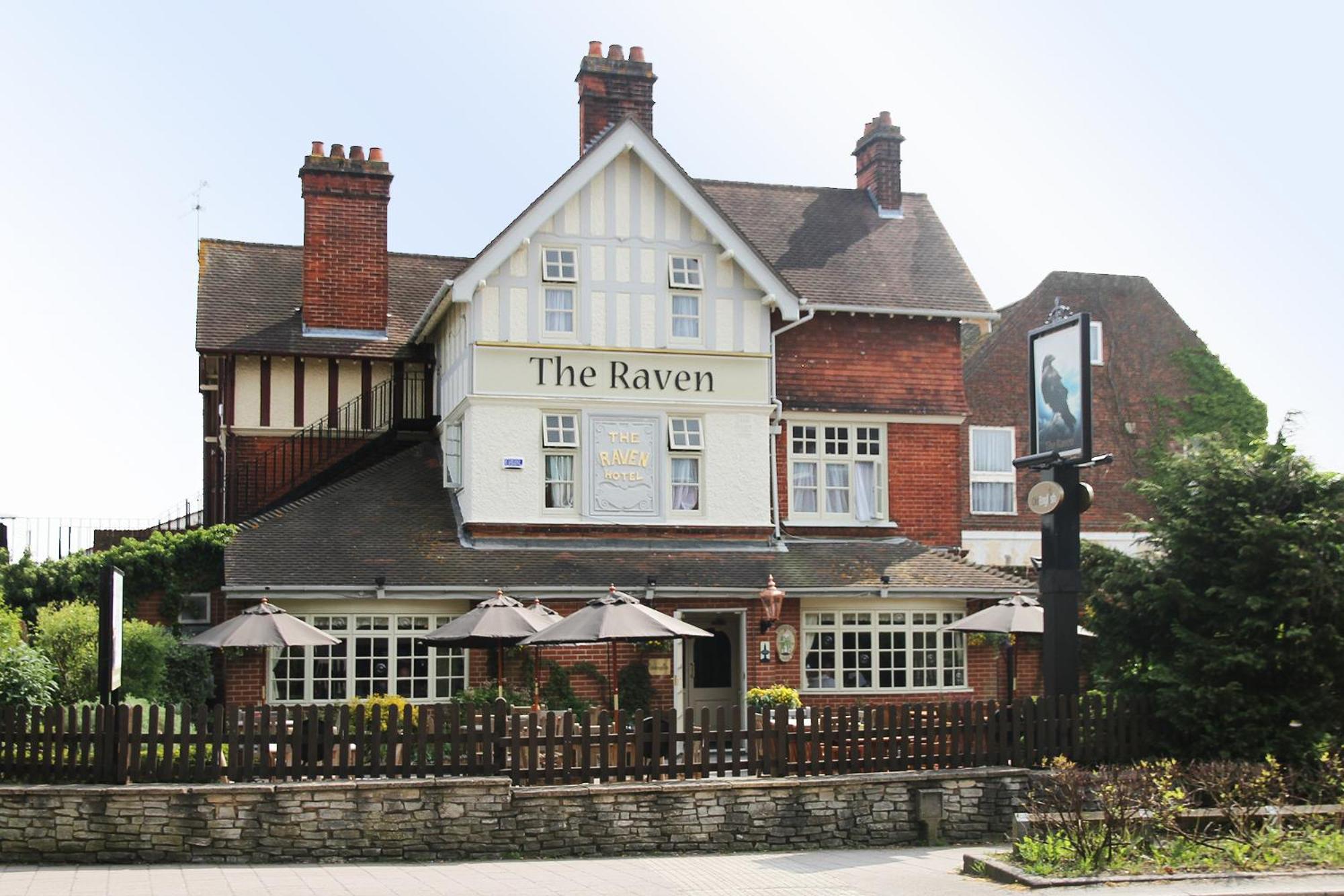 Hook Vacations - Raven Hotel by Greene King Inns - Property Image 5