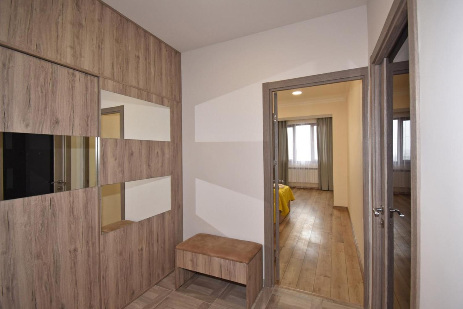 Separate beds in a specious apartment, Komitas 27