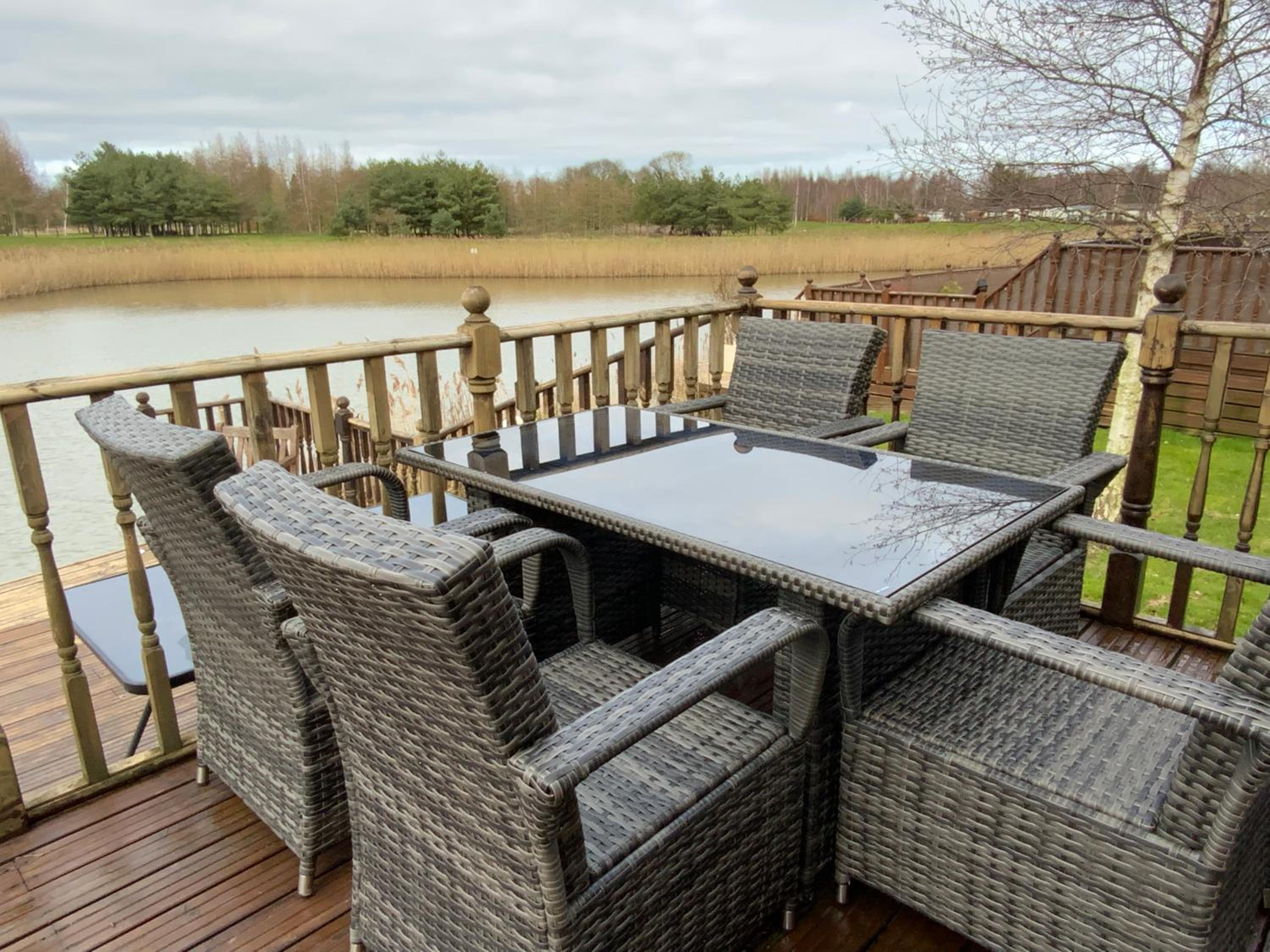 Lakeview Lodge