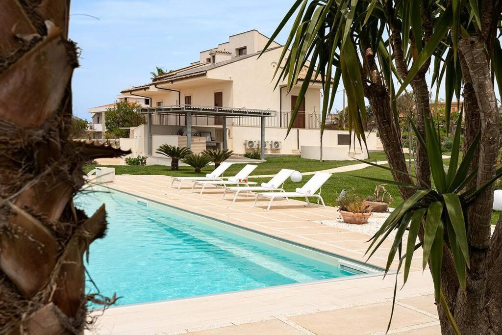 Modica Vacations - Villa Paradiso with pool, fireplace barbeque - Property Image 19