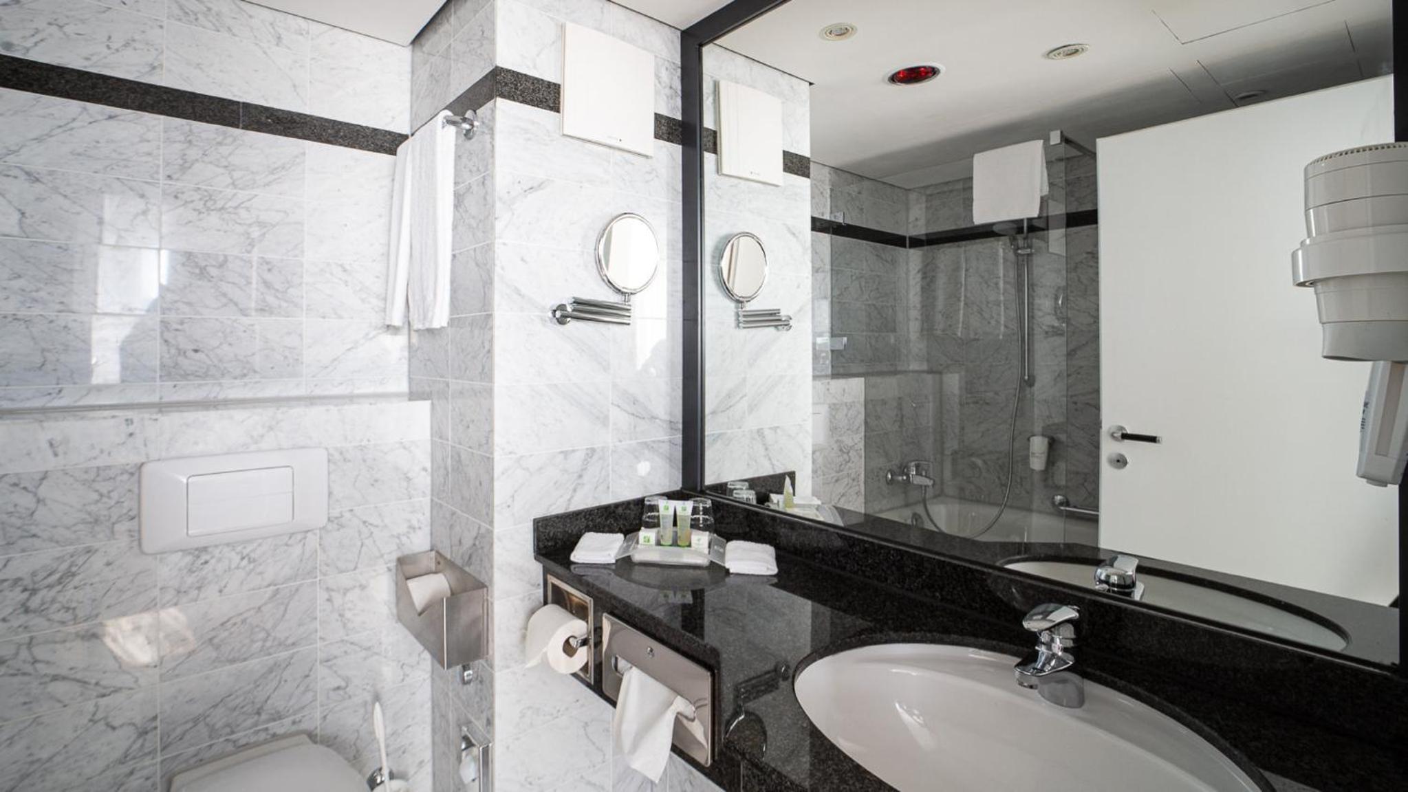 Holiday Inn Berlin Airport - Conference Centre, an IHG Hotel - Property Image 31