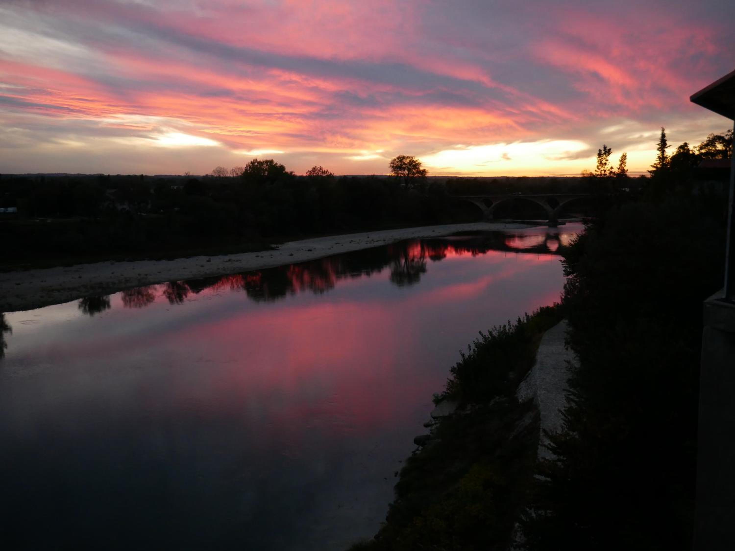 CÔTE GARONNE le BALCON DES DAMES -hôtel et restaurant- Tonneins Fauillet Marmande - panorama sur Garonne-climatisé- accueil vélo- soirée étape- chambre fam, photo 96