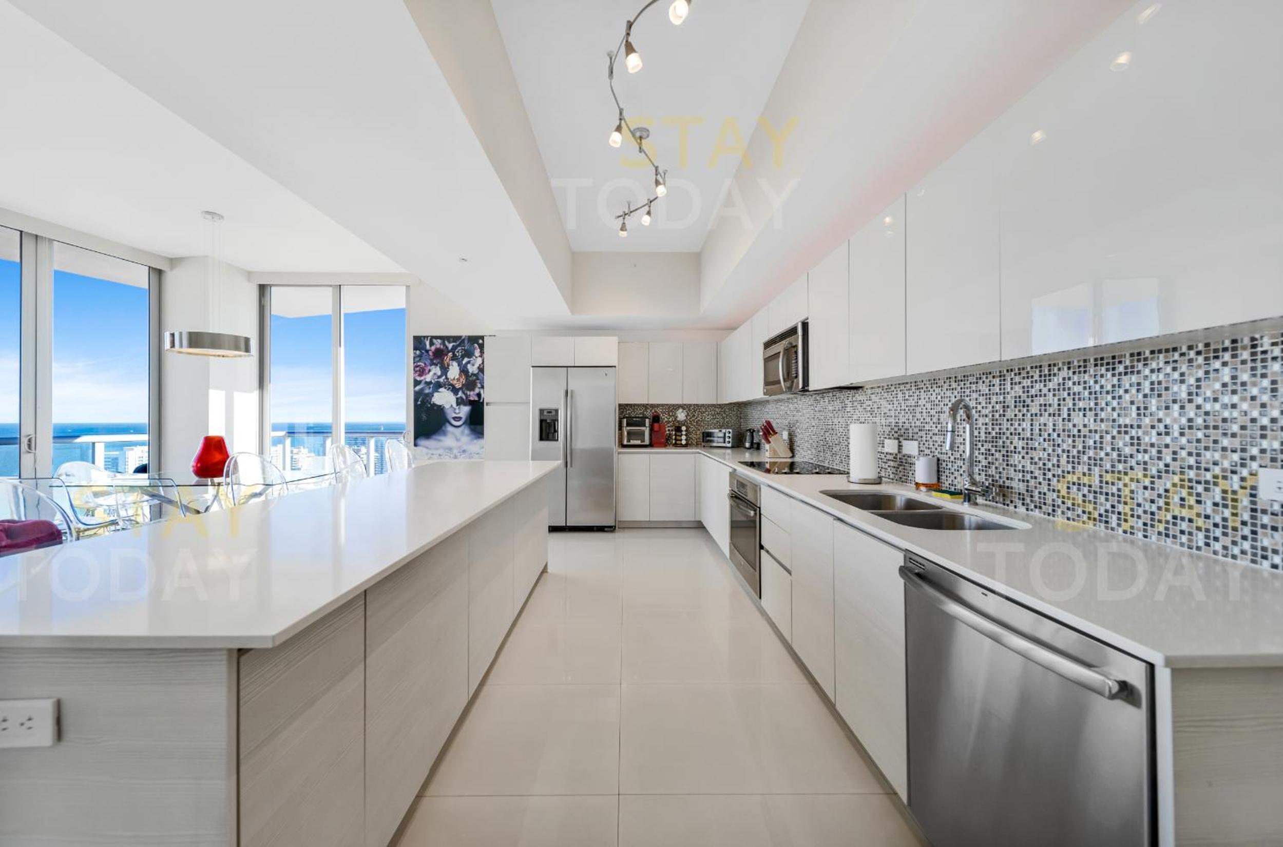 BeachWalk Resort PH - DREAM-SKY MANSION 3DBR and 3BA LUXURY PENTHOUSE