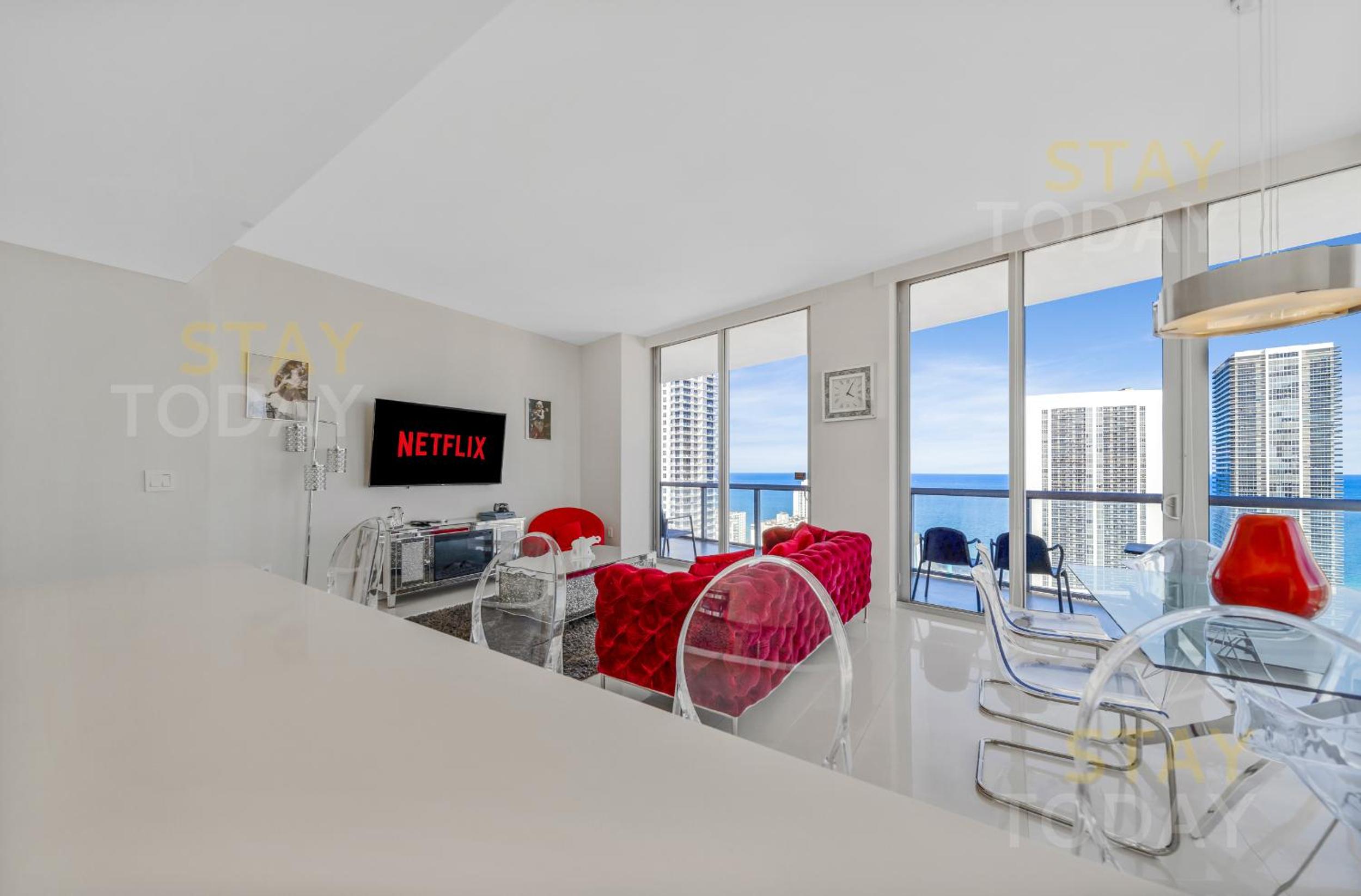 BeachWalk Resort PH - DREAM-SKY MANSION 3DBR and 3BA LUXURY PENTHOUSE