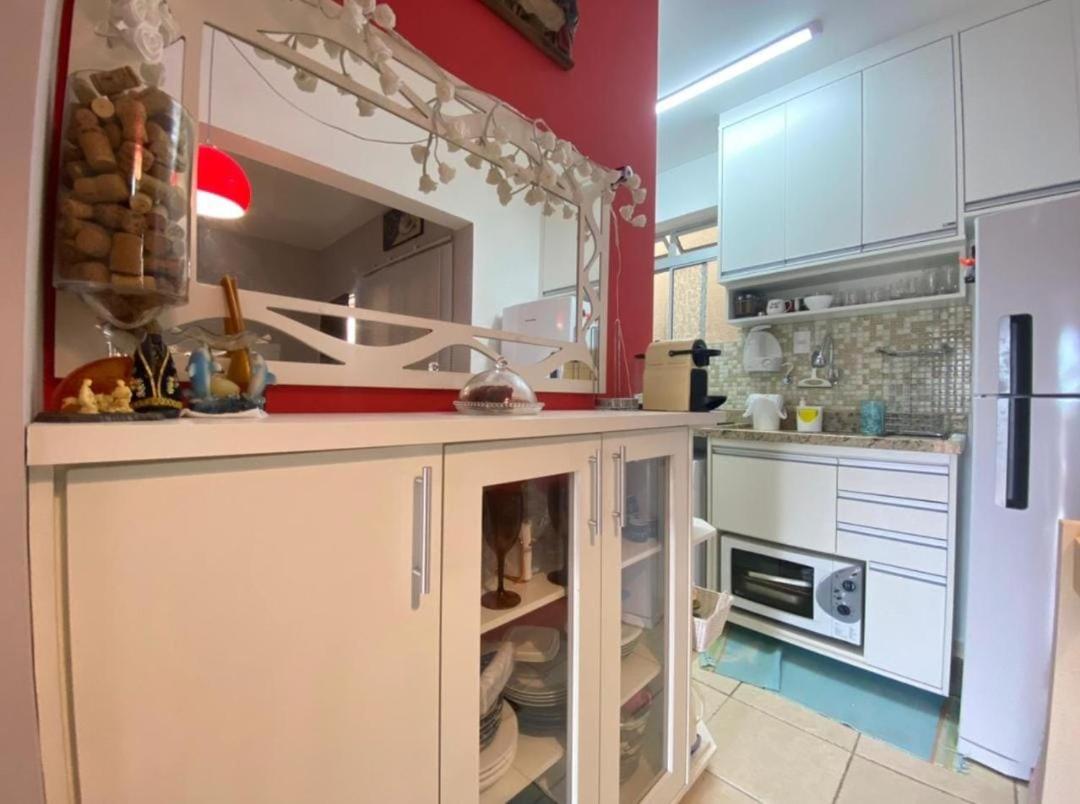 Aproveite o melhor de Ubatuba apartamento com 2 dormitórios até 5 pessoas