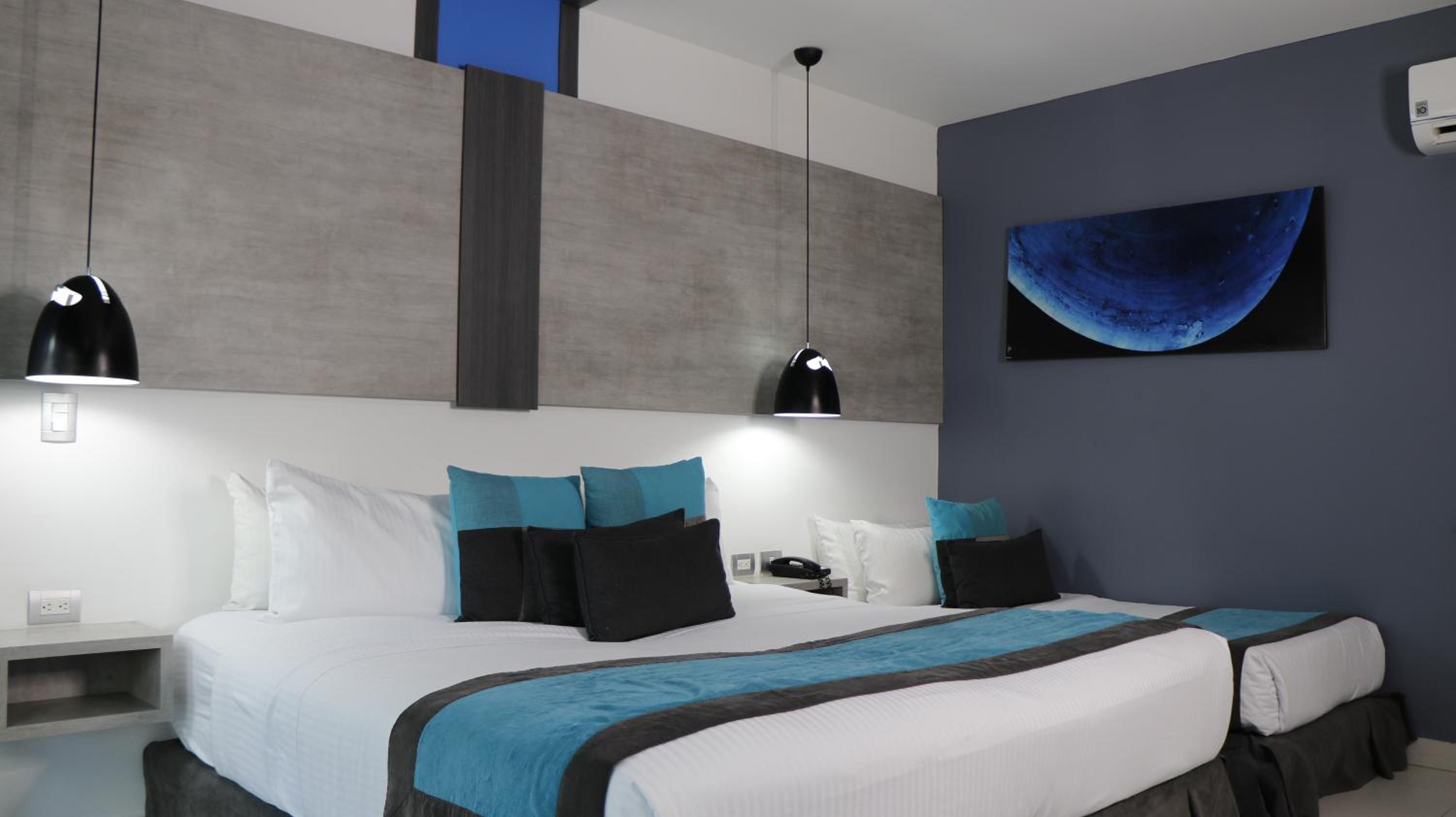 Hotel Blue Concept 4