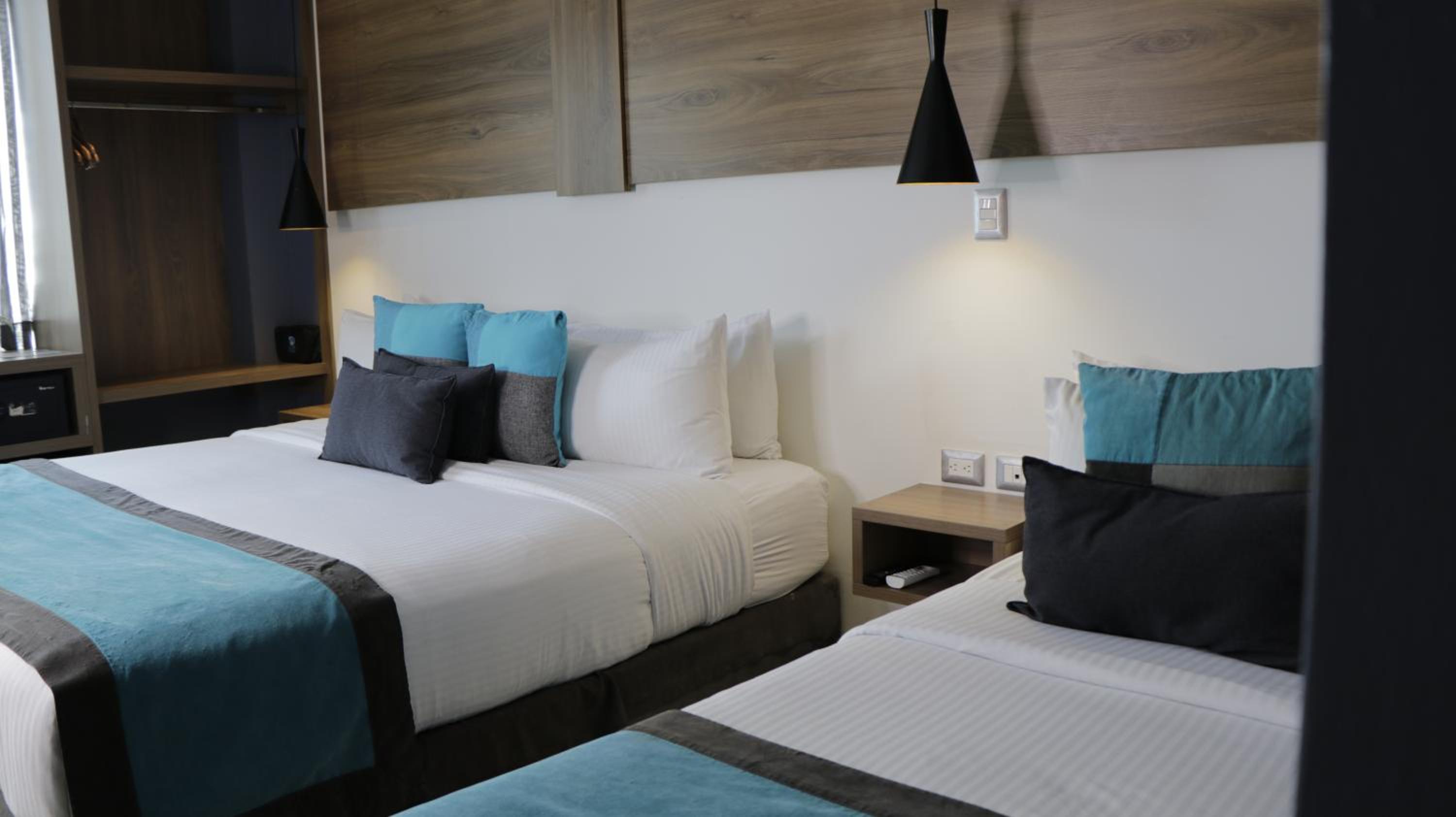 Hotel Blue Concept 5
