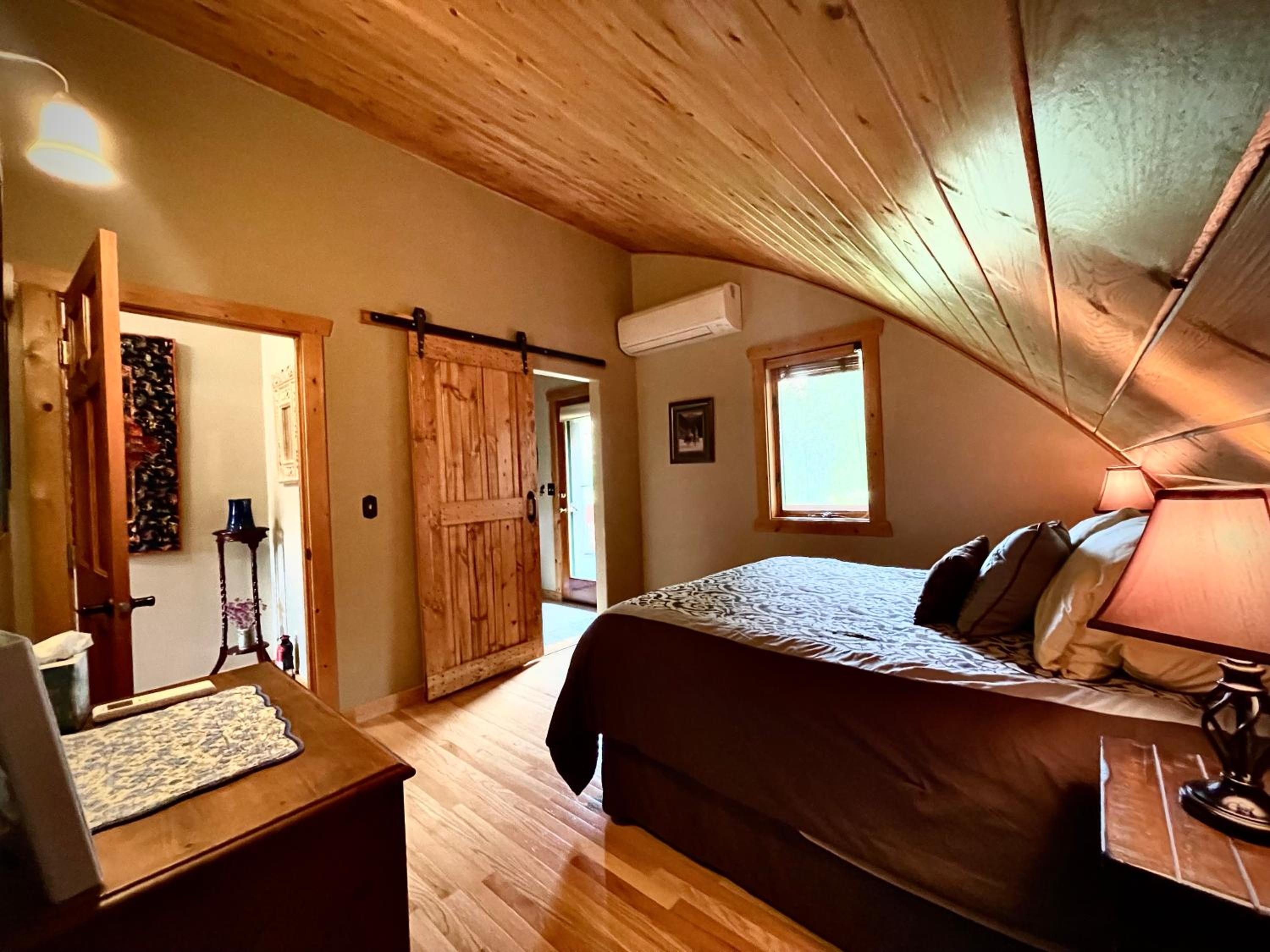 Moss Mountain Inn