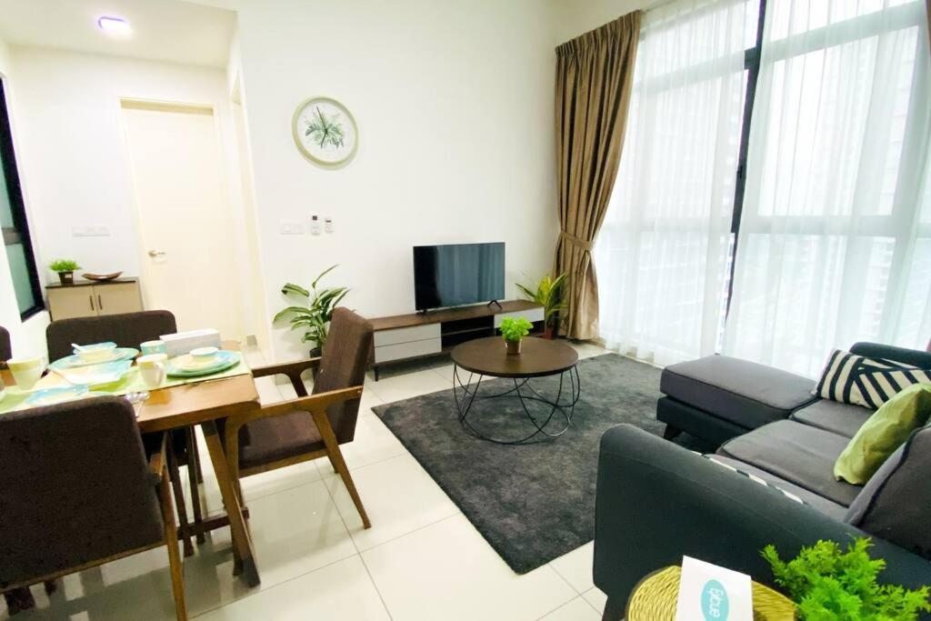 The Icon 3 Condo in IOI City Mall Putrajaya, Pool View photo 4