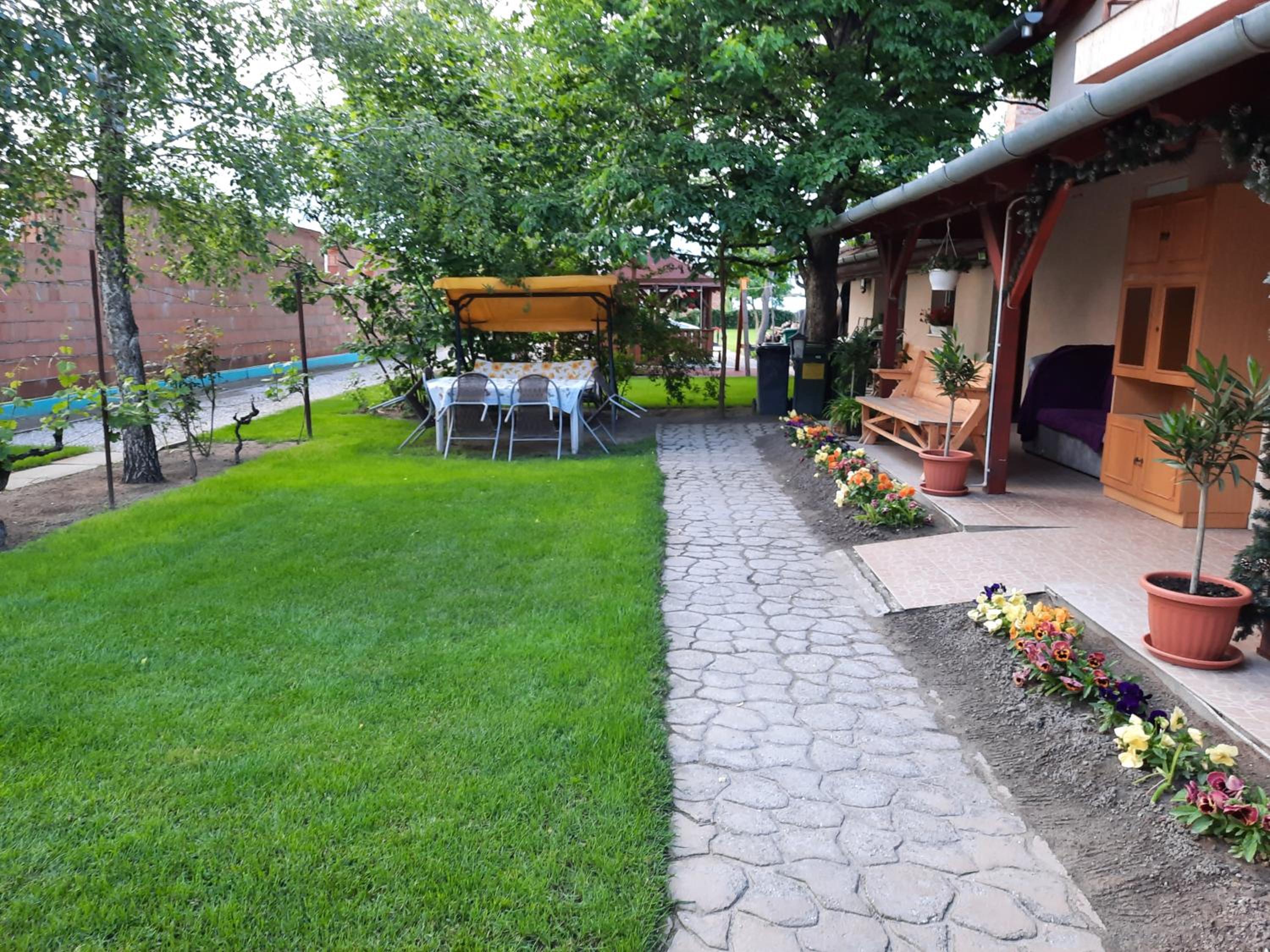 Photo 16