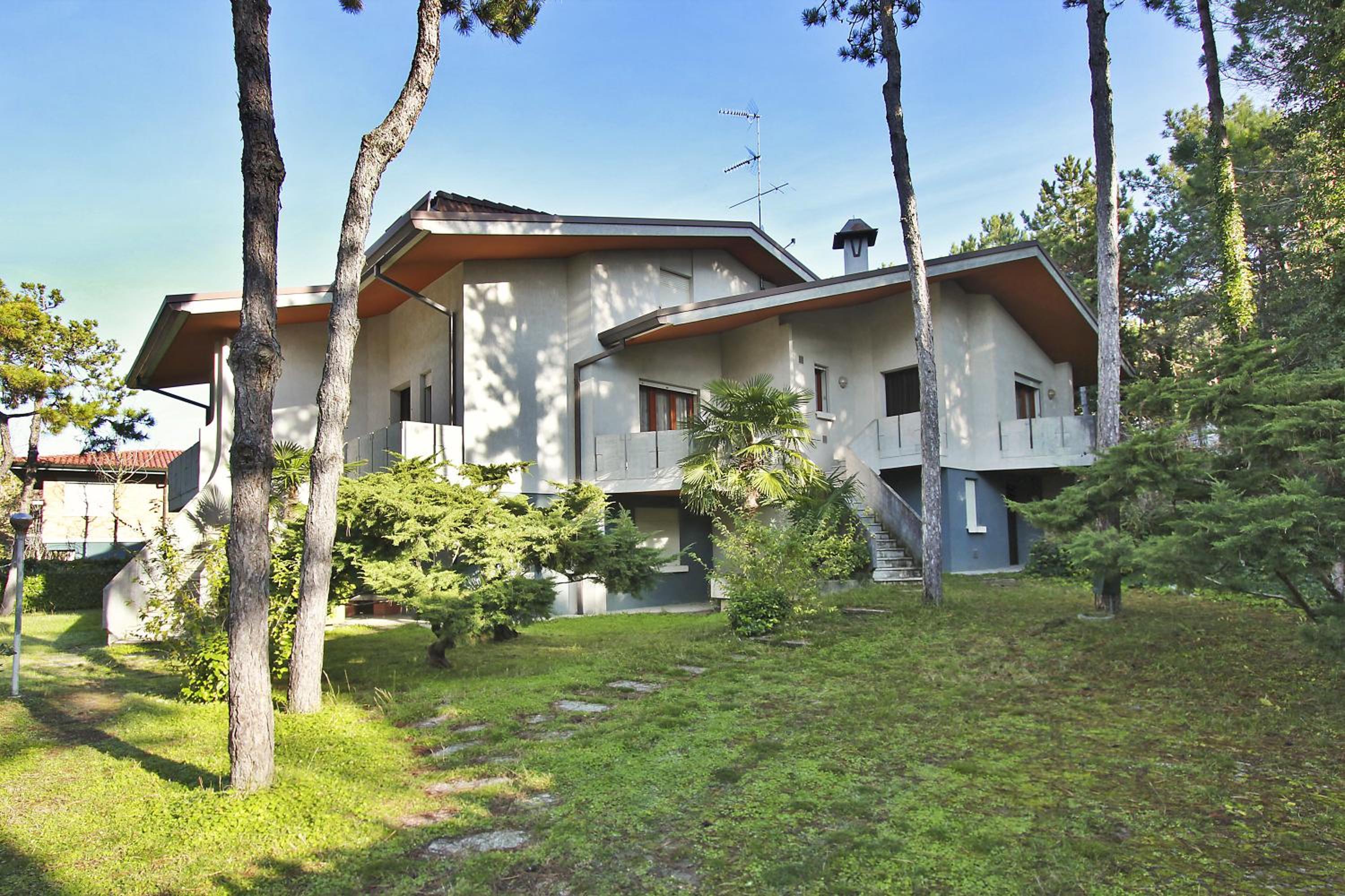 Villa Paola view 2
