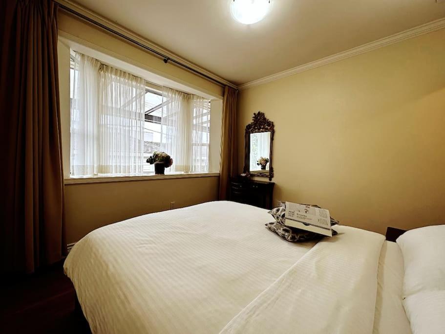 Super Cosy 8Bed & 6Bath in Vancouver heart near to airport and DownTown
