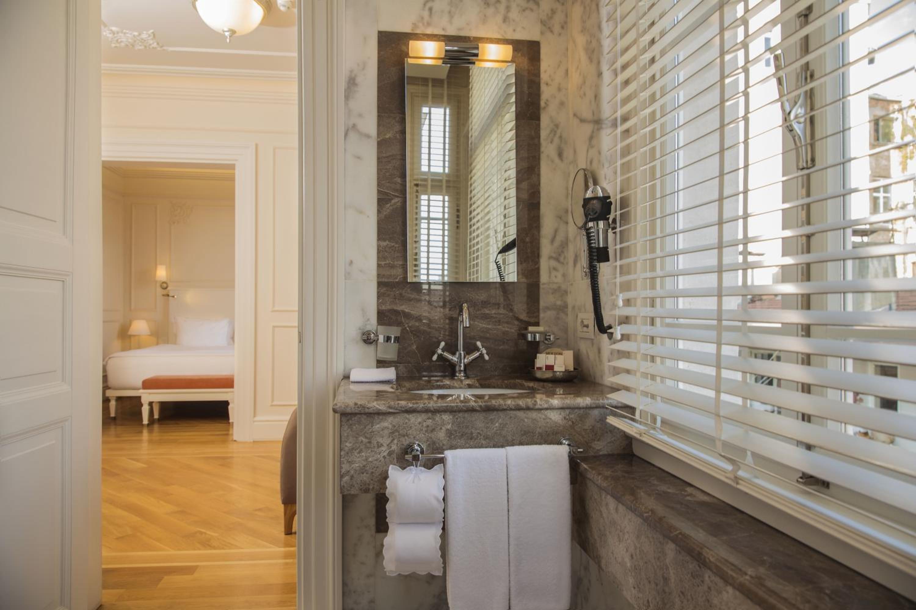 Corinne Art & Boutique Otel - Image 81