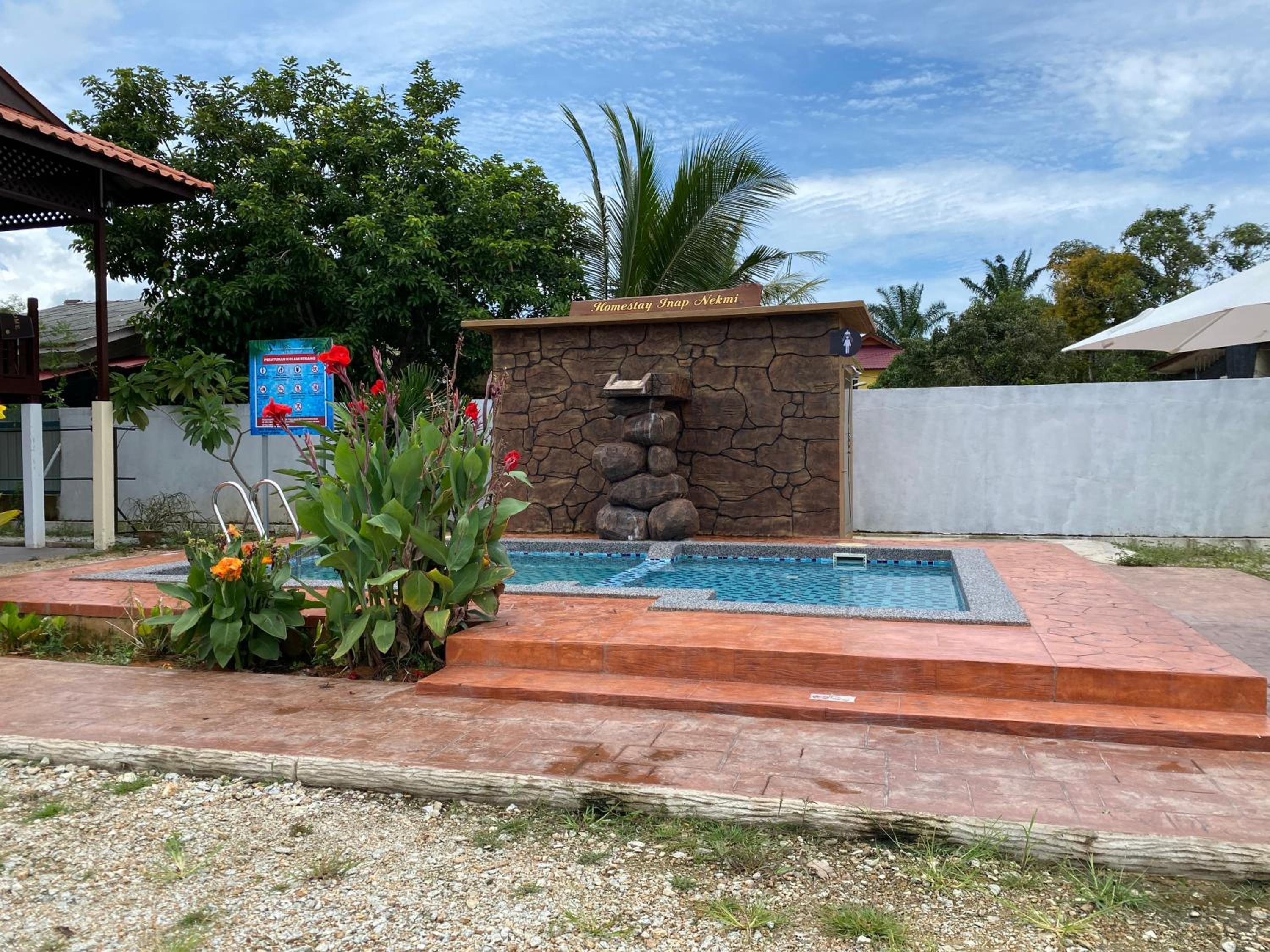 Inap Nekmi Kuala Terengganu With Pool photo 5
