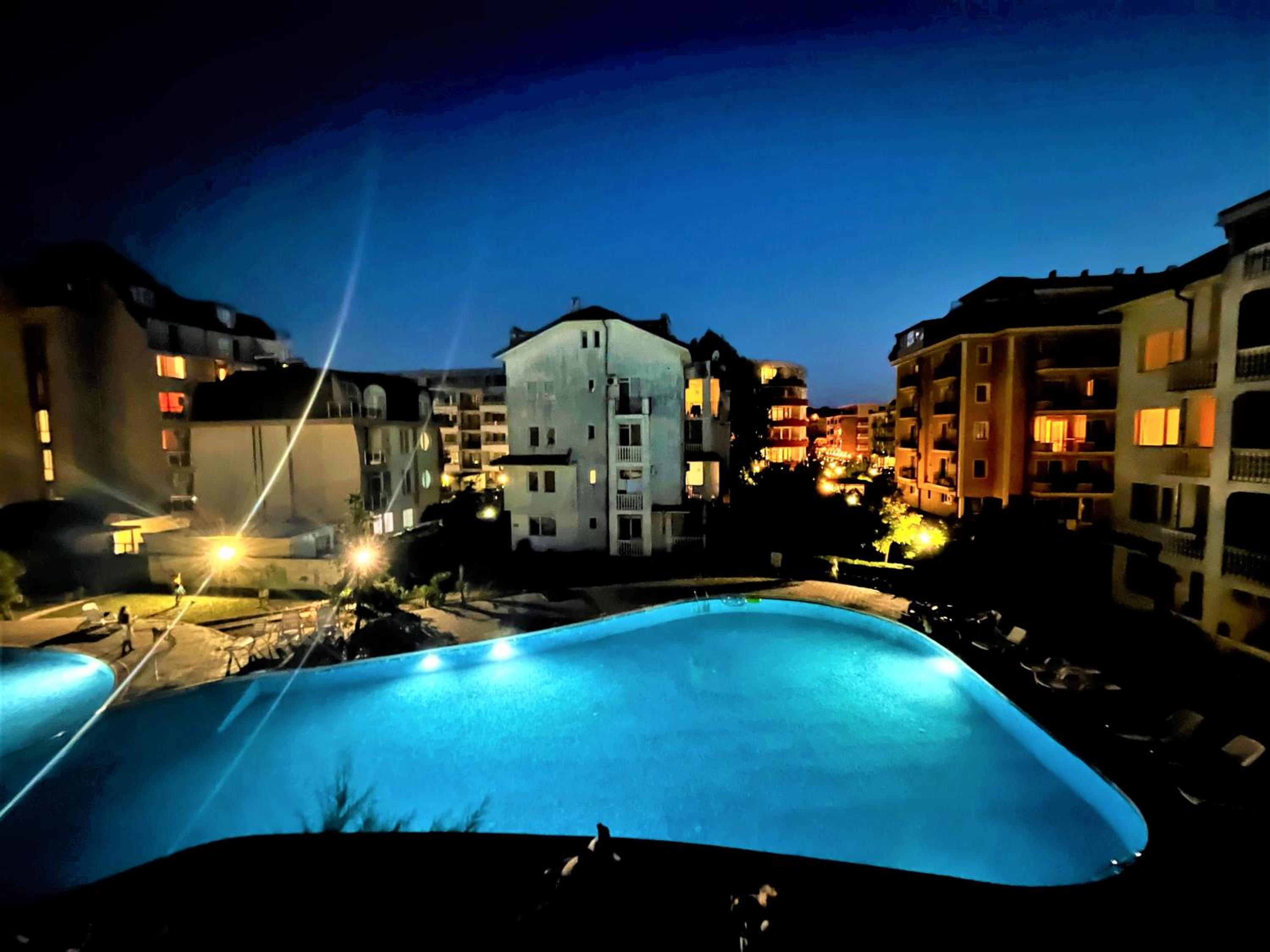 Bravo 5 Holiday Home