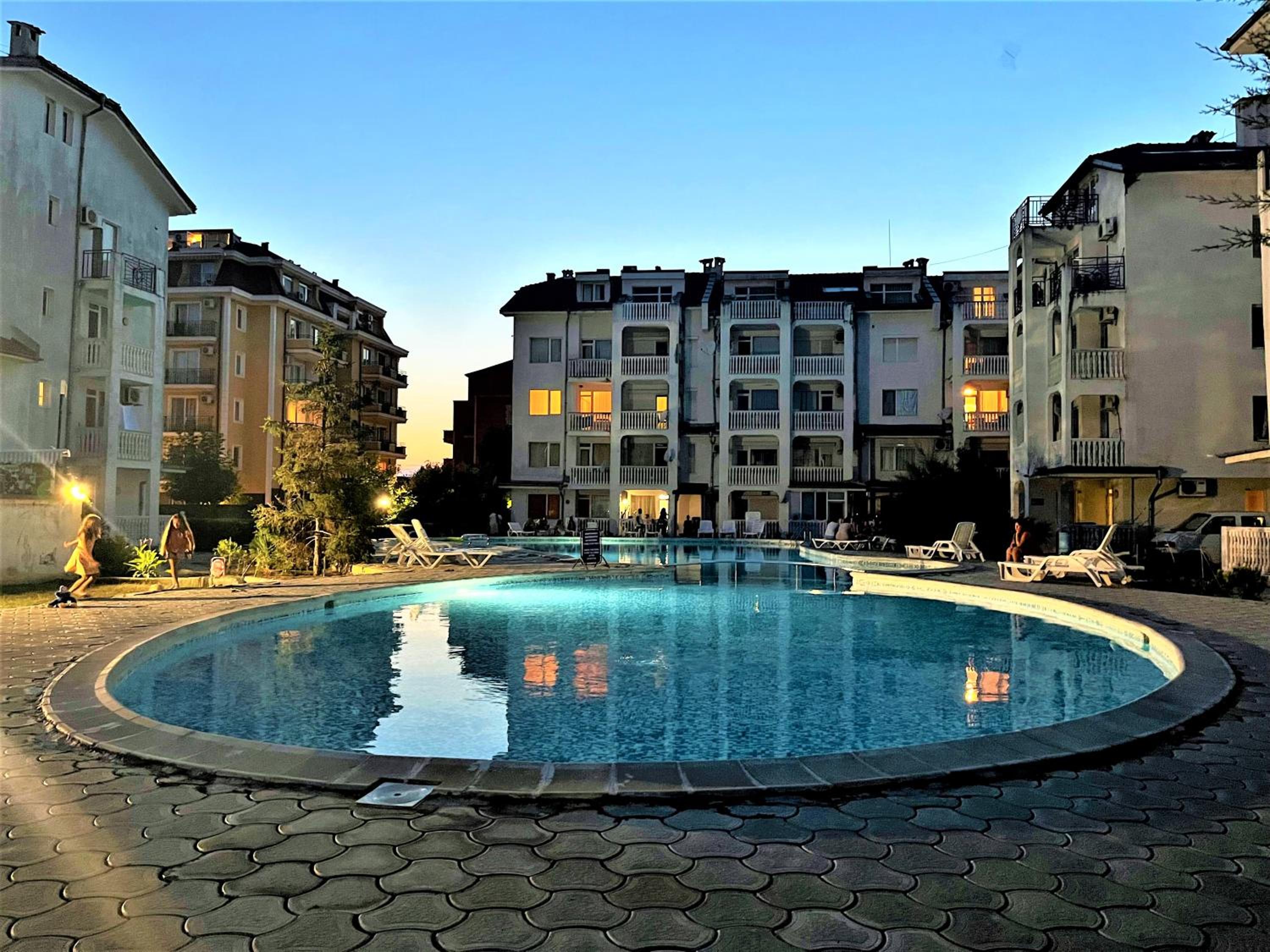 Bravo 5 Holiday Home