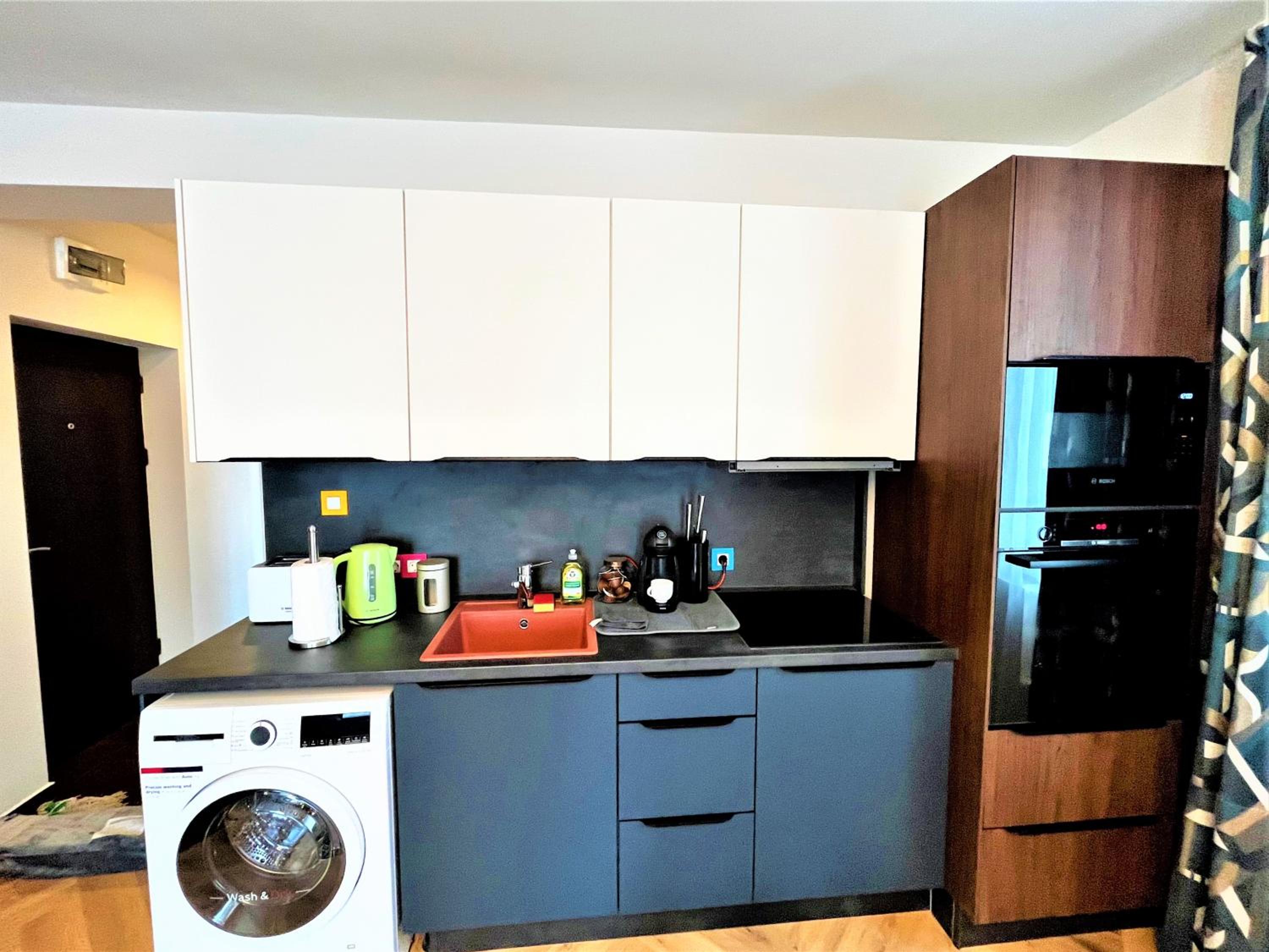 Bravo 5 Holiday Home