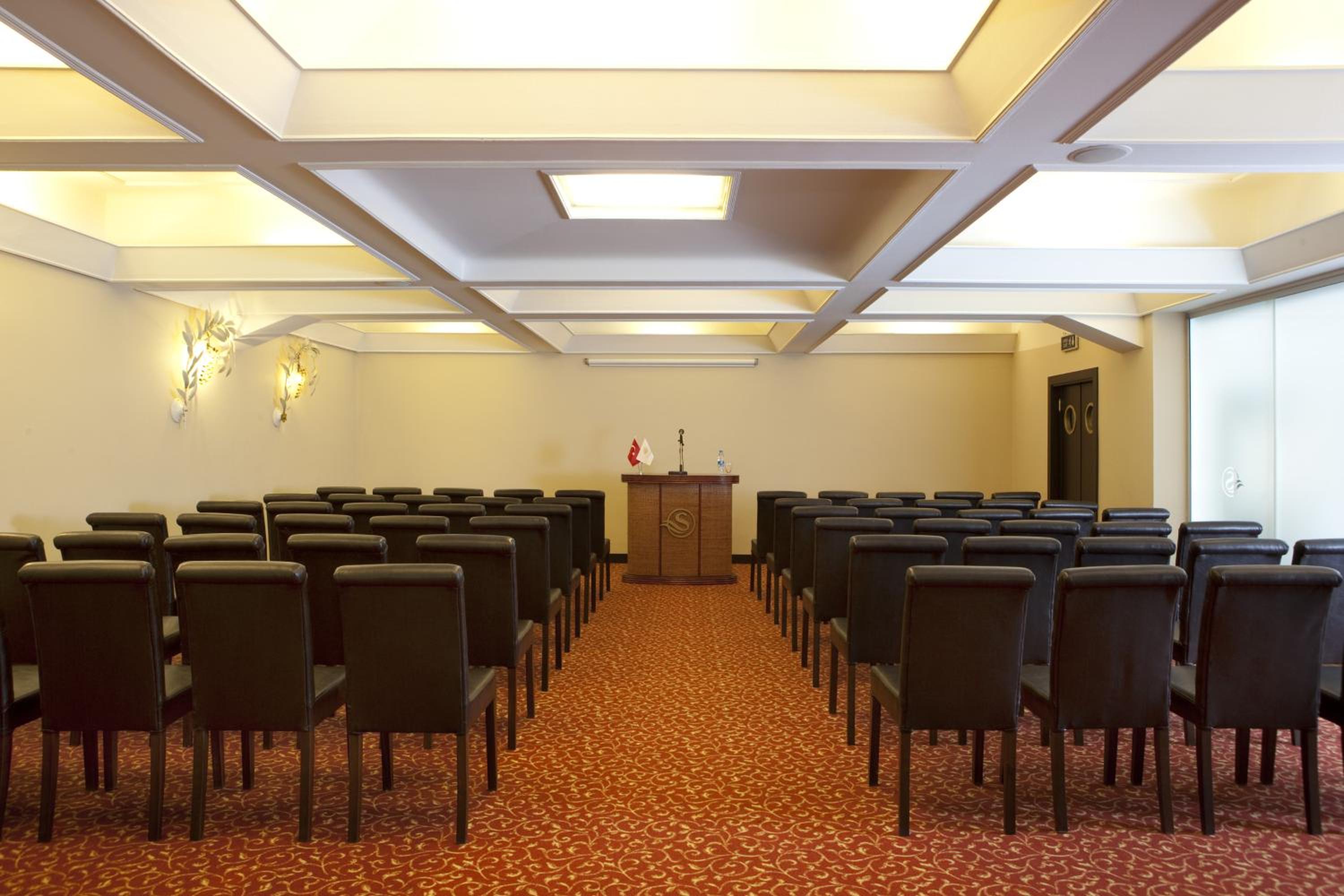 Susuzlu Atlantis Hotel - Image 18