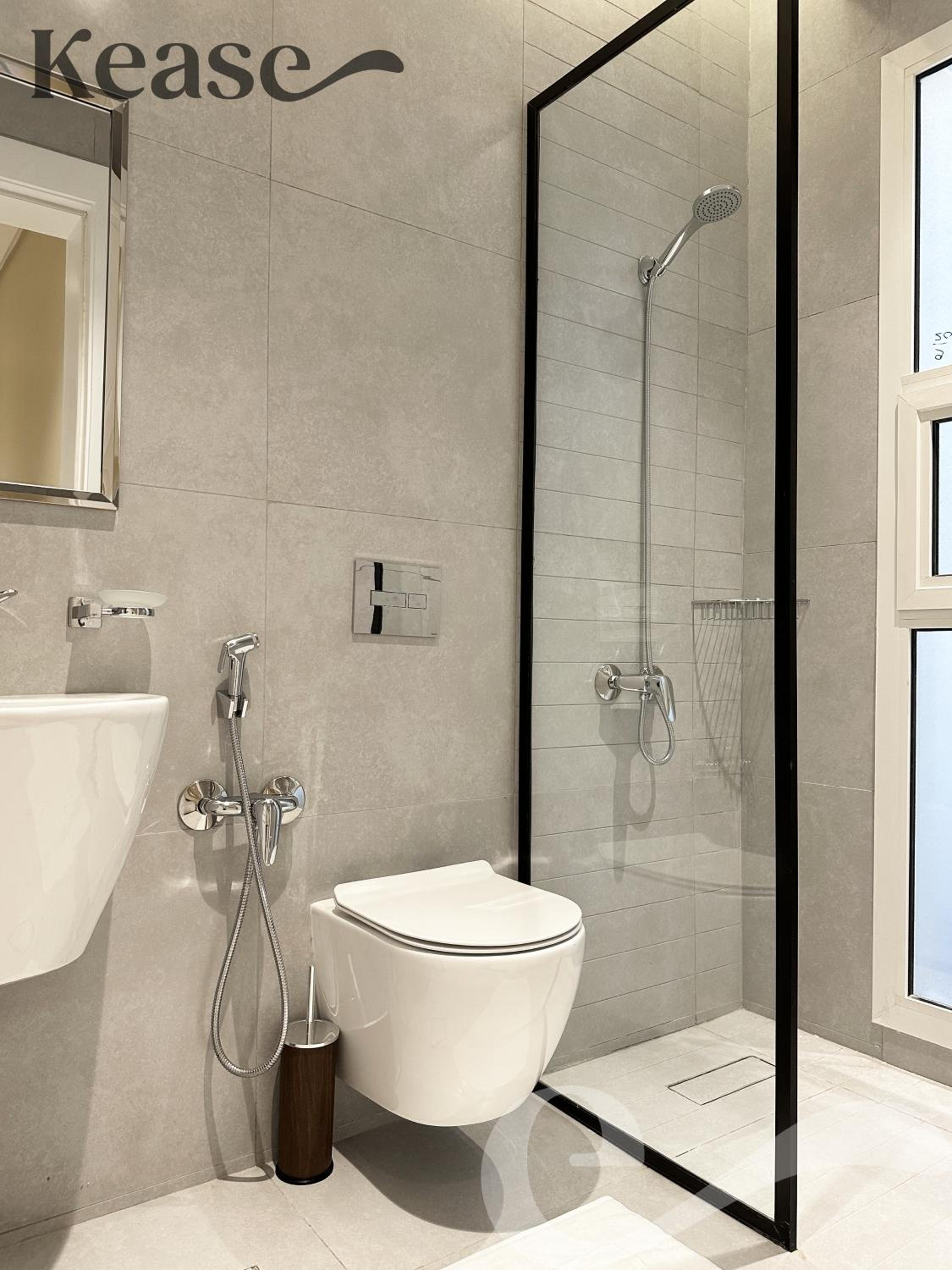 Kease Hittin K-9 Latest Development Balcony GX53