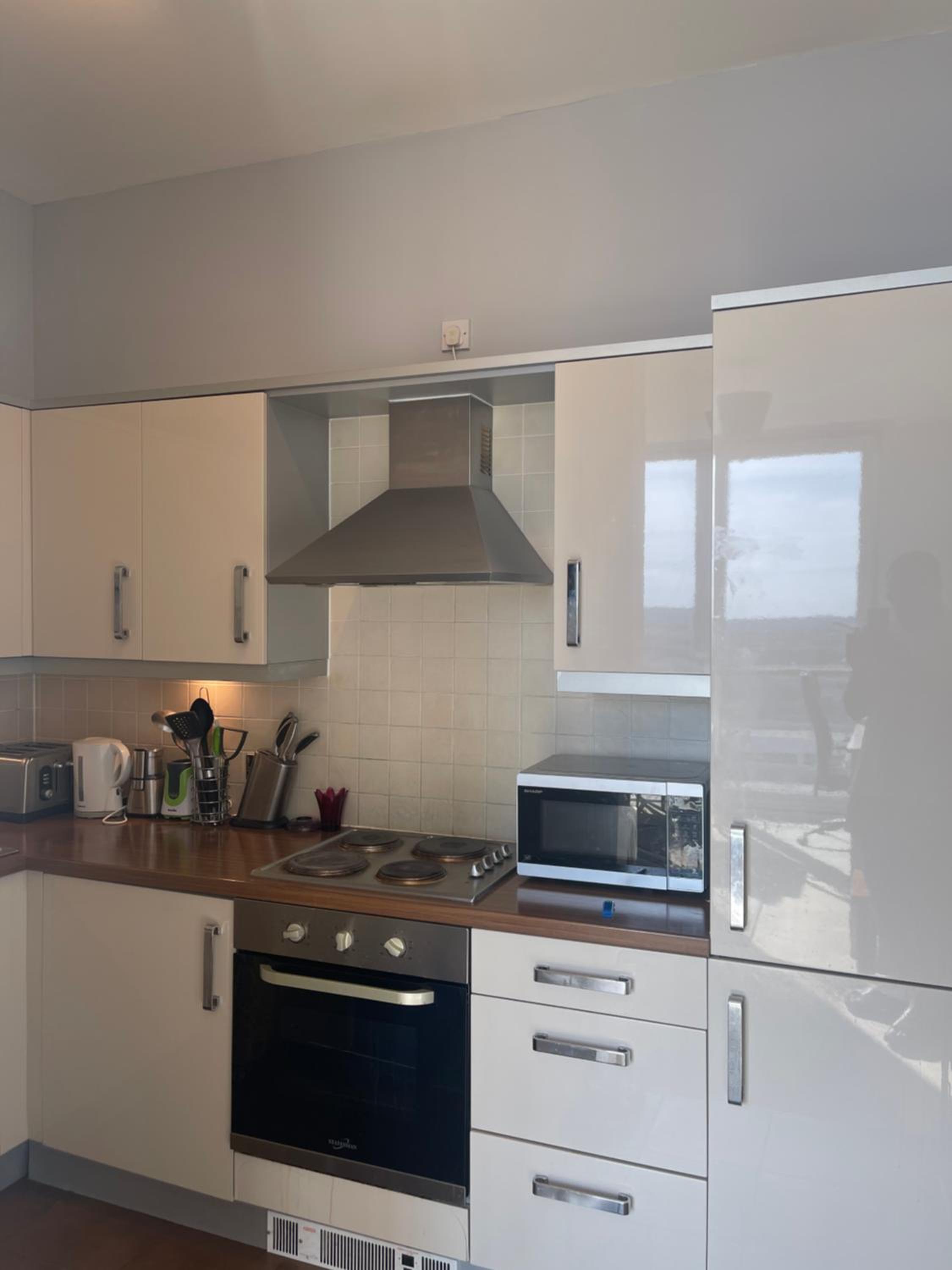 Apartment 7 view 4
