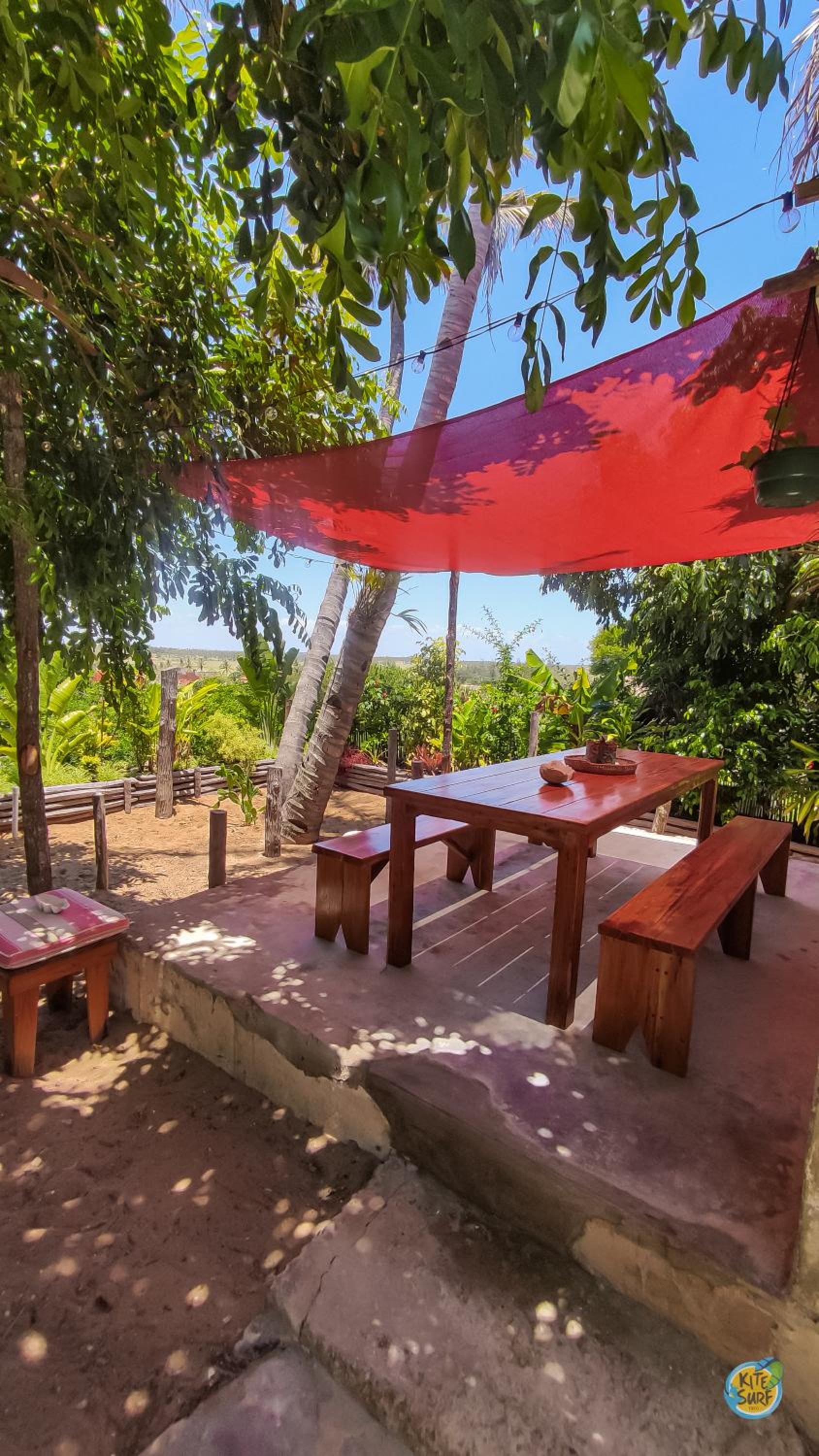 Kitesurf Tofo House - 1 minute walk from beach and center view 4
