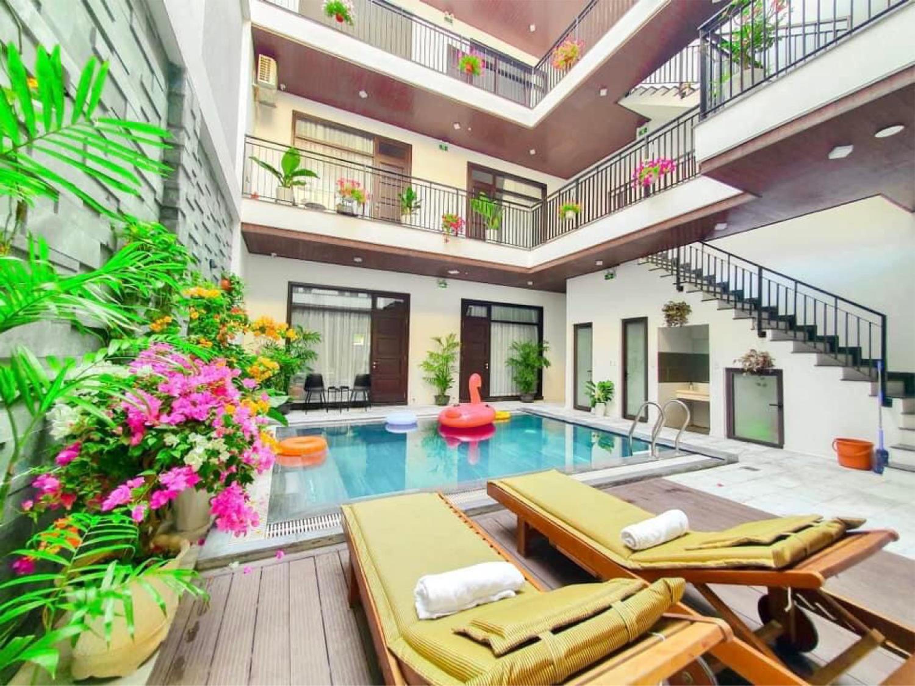 Abogo Villa City Da Nang Beach view 3