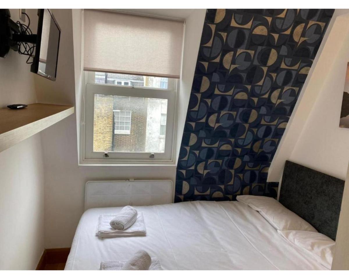 80 Inverness Terrace