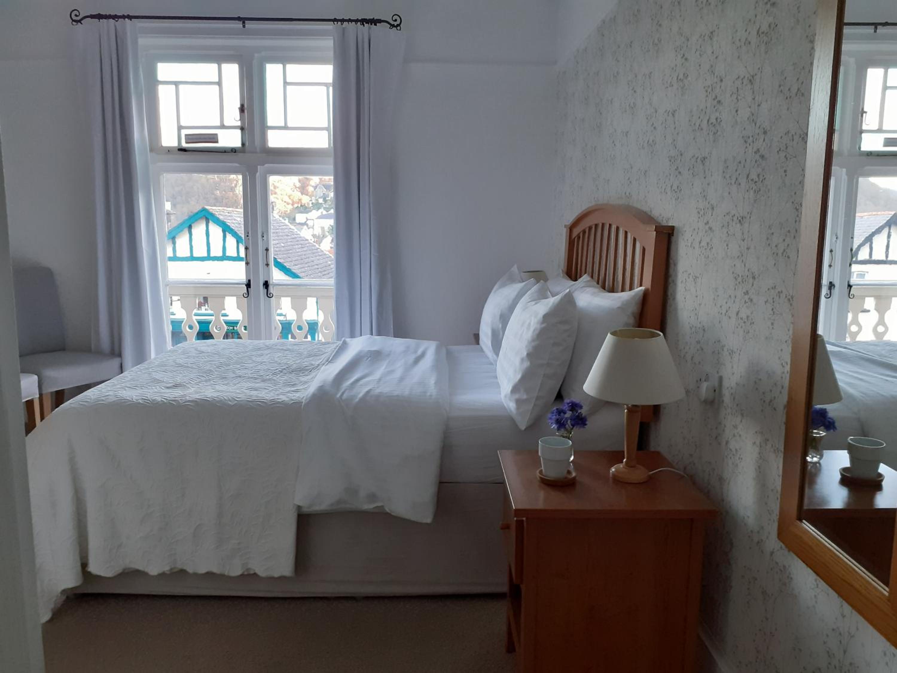 Lynton Vacations - Gable Lodge Guest House - Property Image 19