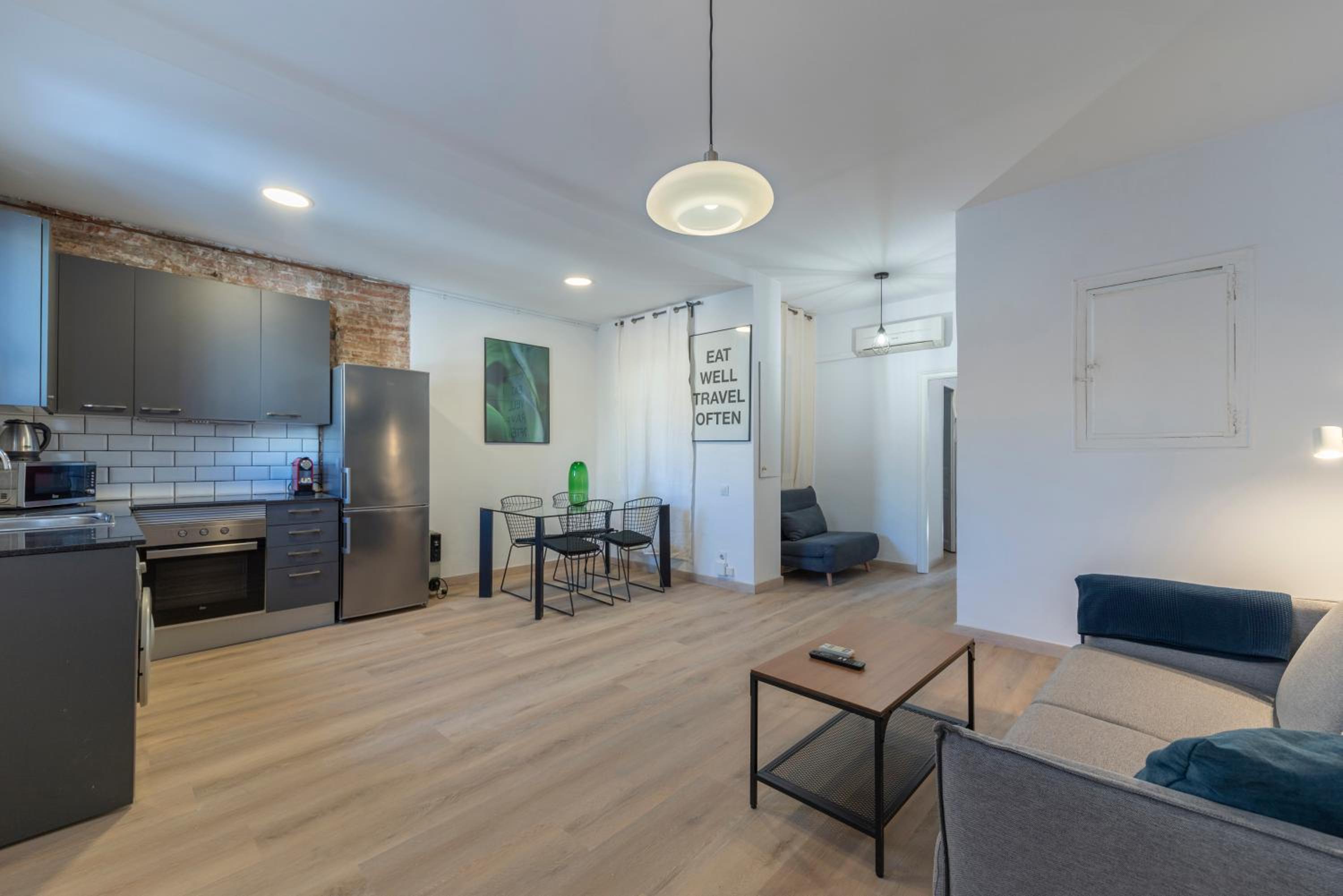 Centric Gracia Apartments