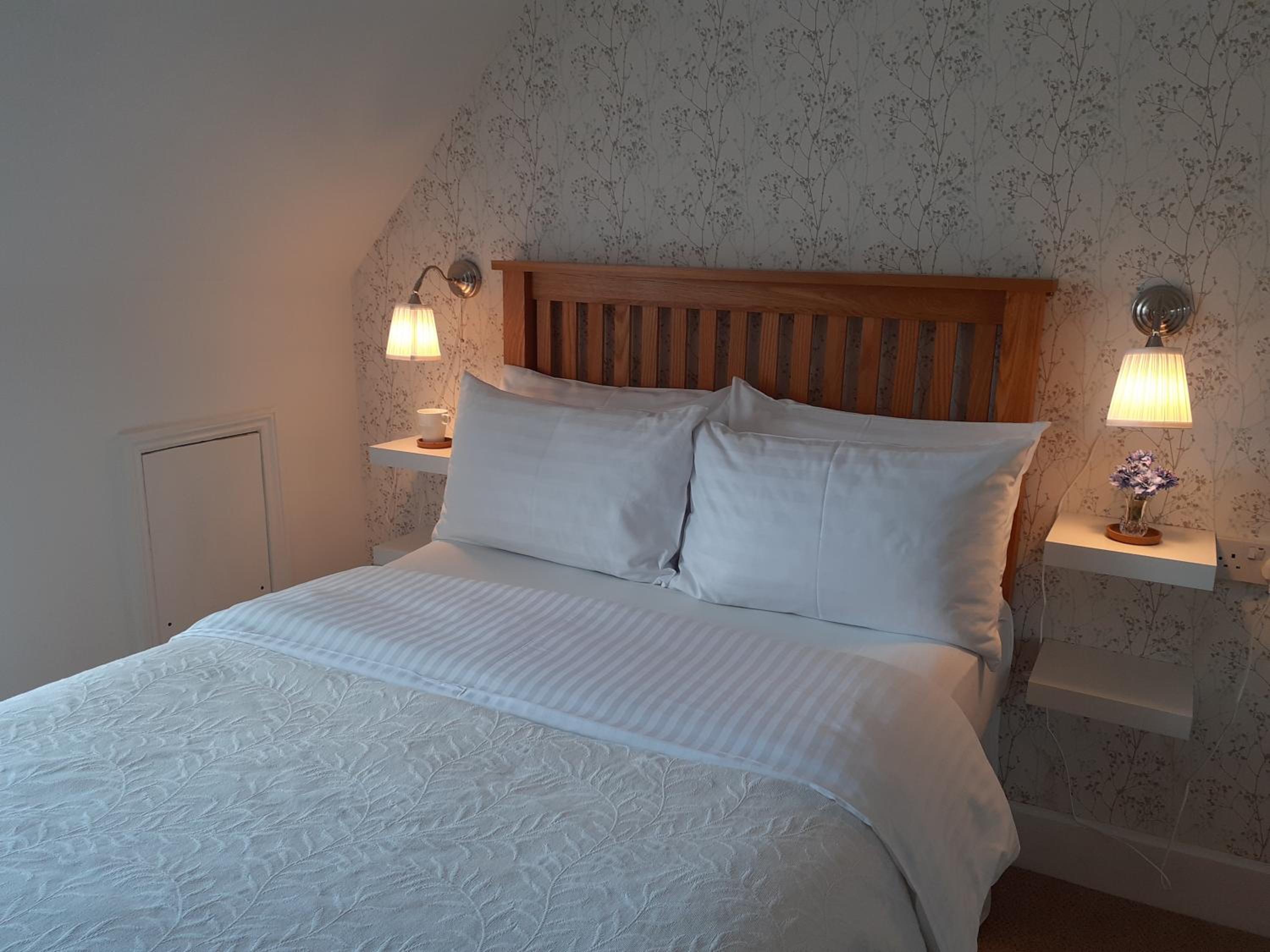 Lynton Vacations - Gable Lodge Guest House - Property Image 21