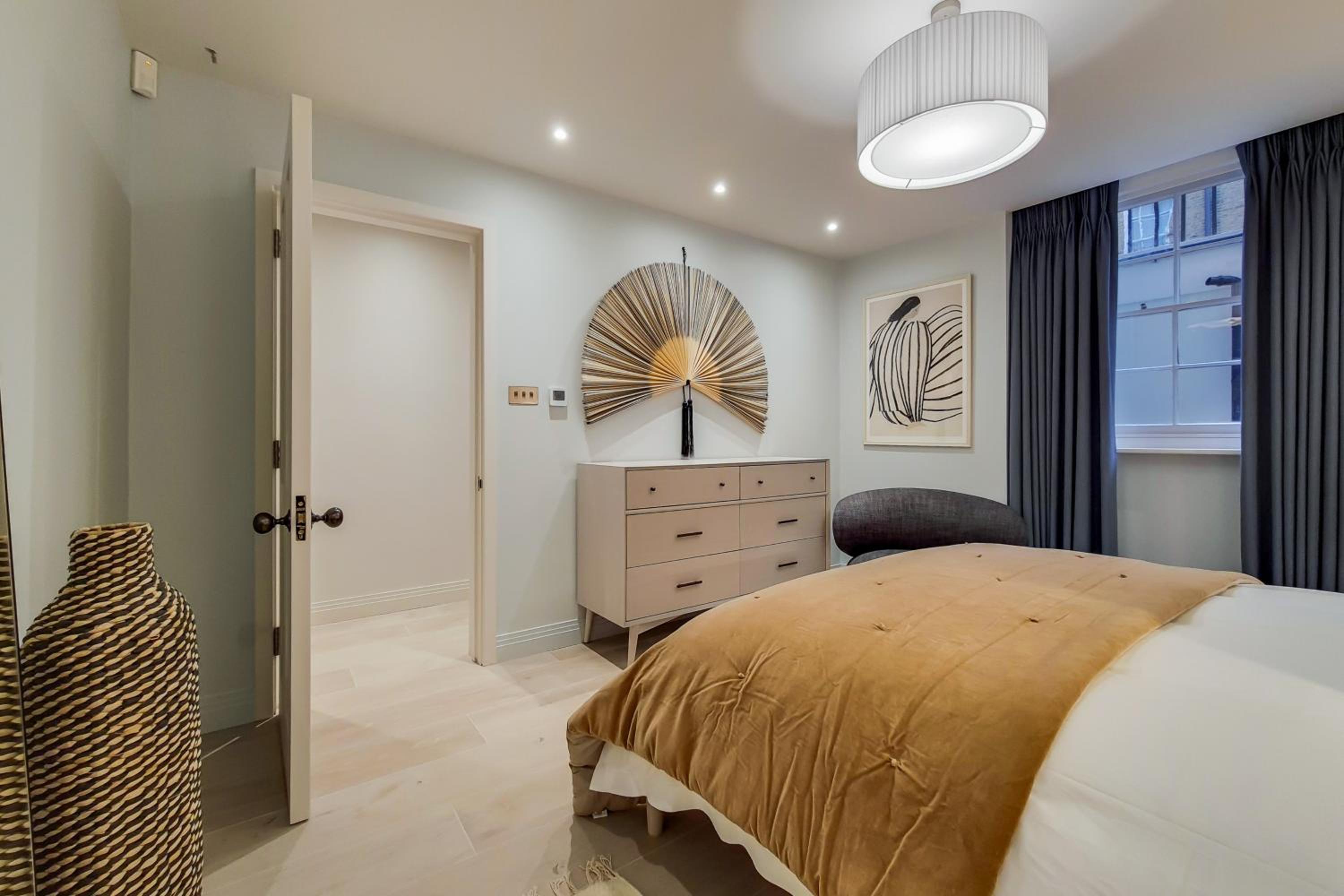 The Argyle Collection near Kings Cross St Pancras - by Short Stories London