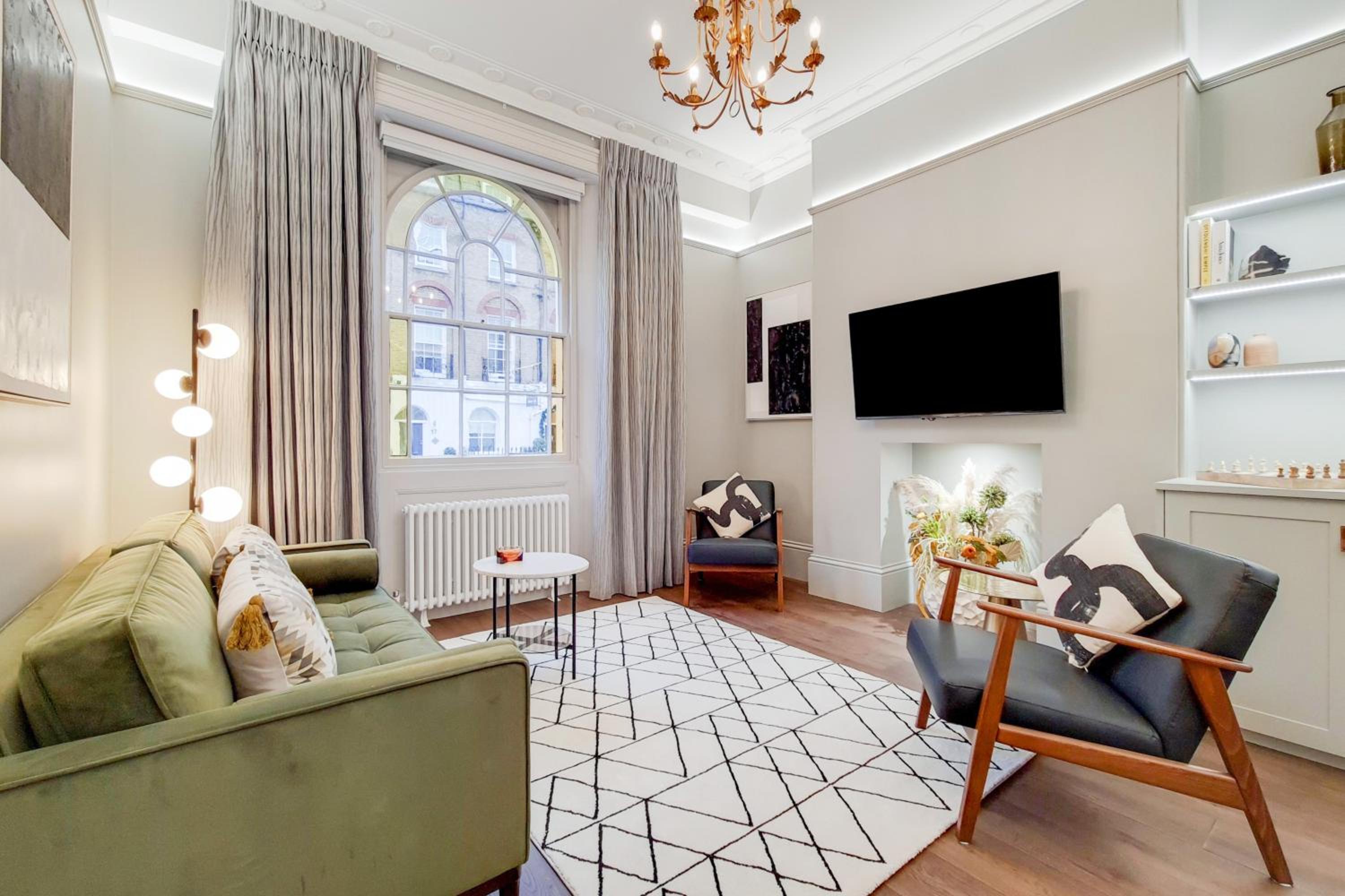 The Argyle Collection near Kings Cross St Pancras - by Short Stories London
