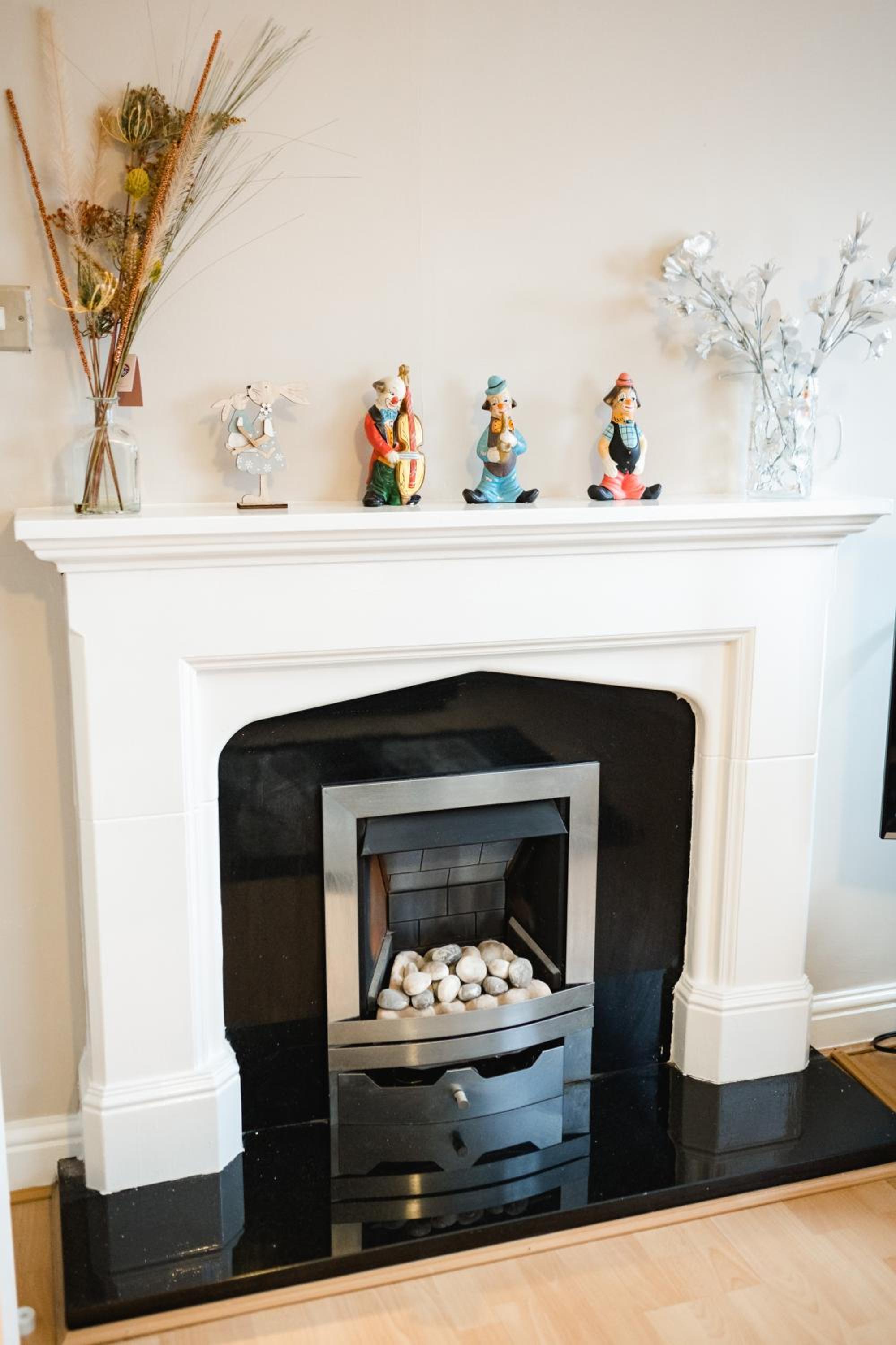 Hullidays - Hymers Apartment view 3